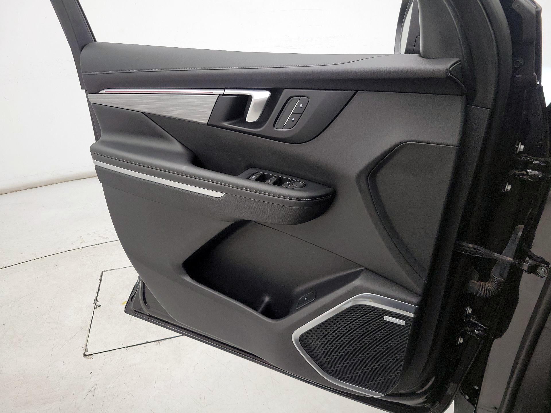 Thumbnail: 2025 Buick Enclave - 12