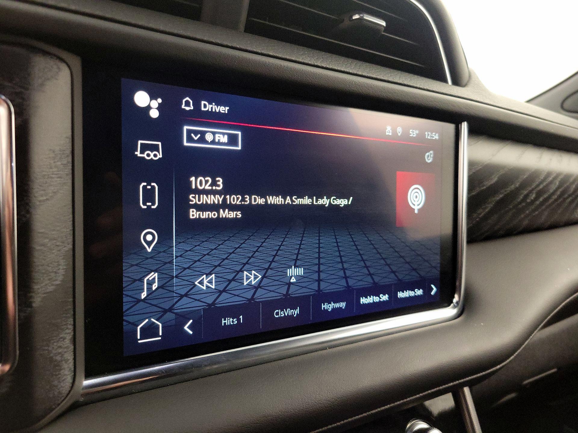 Thumbnail: 2024 GMC Yukon XL - 15