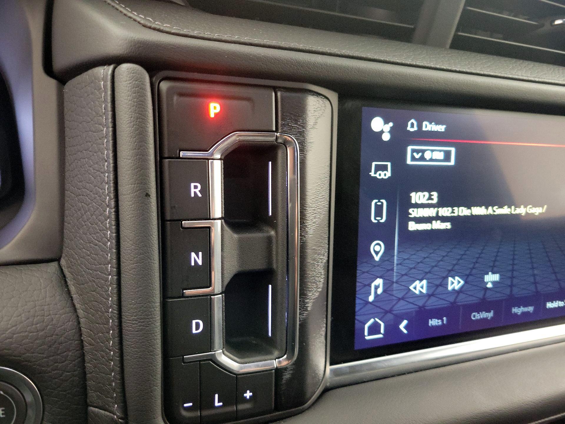 Thumbnail: 2024 GMC Yukon XL - 17