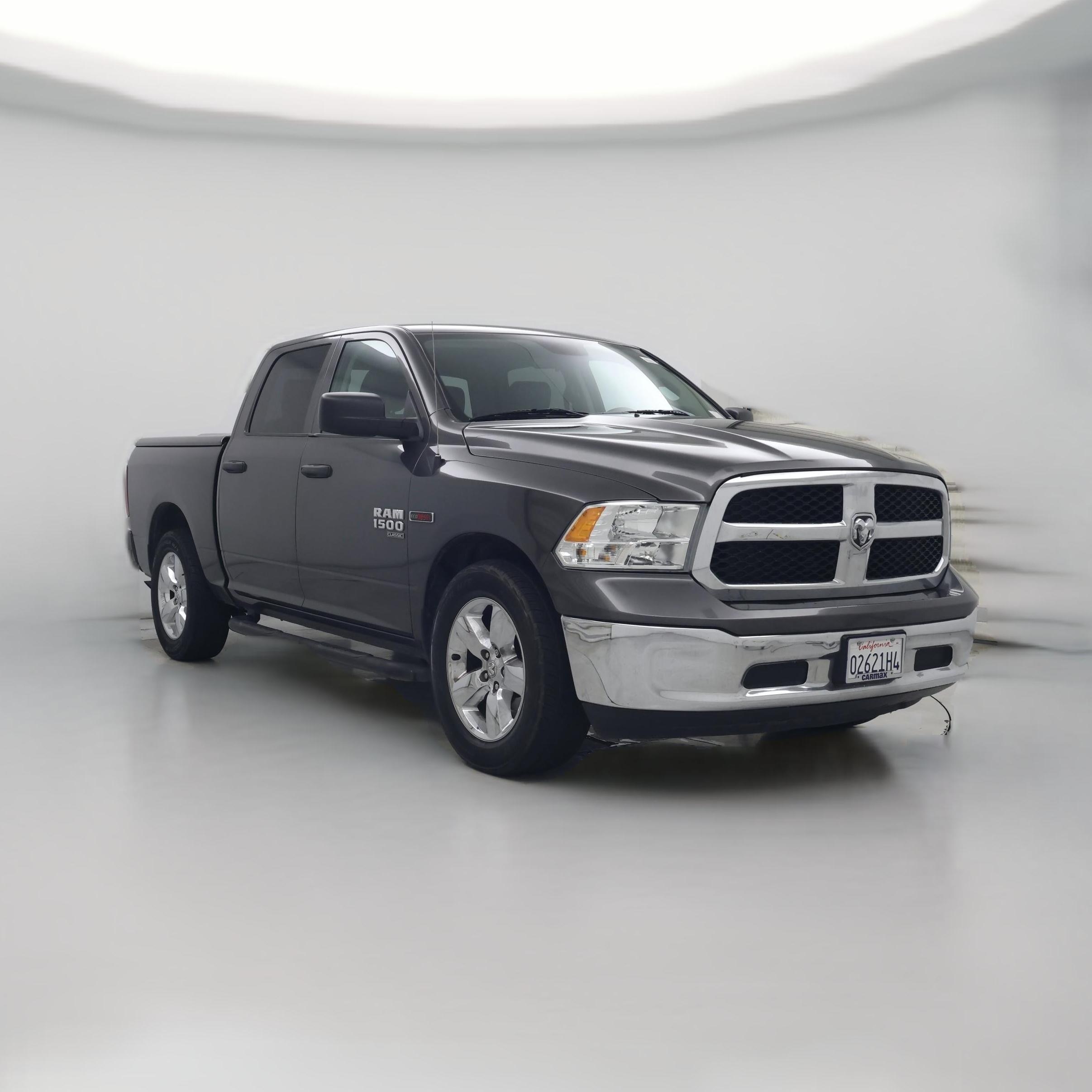 Thumbnail: 2019 RAM 1500 Classic - 1
