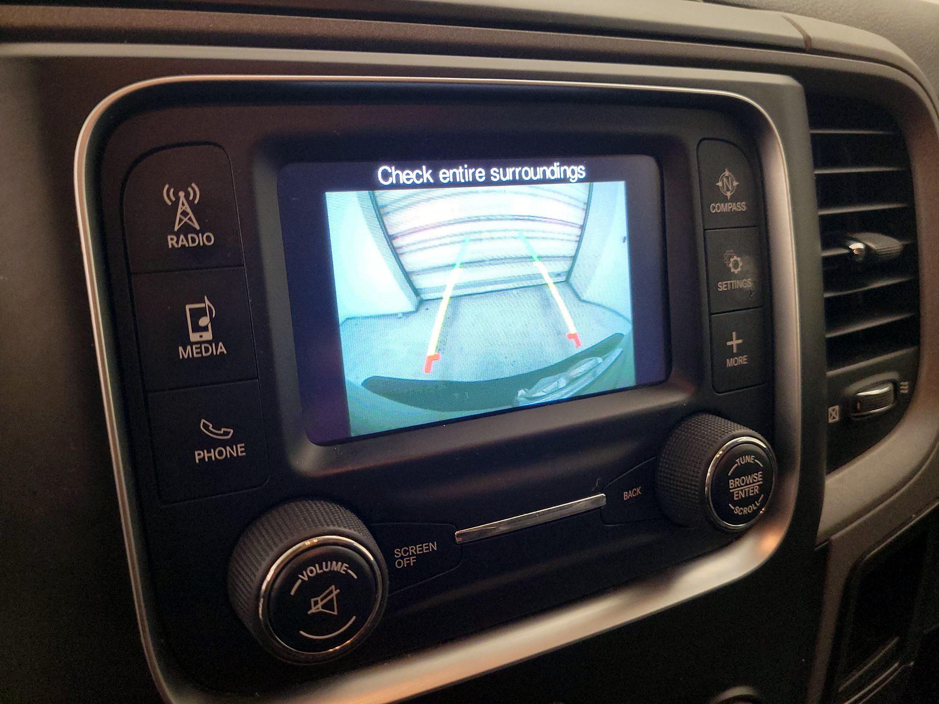 Thumbnail: 2019 RAM 1500 Classic - 14