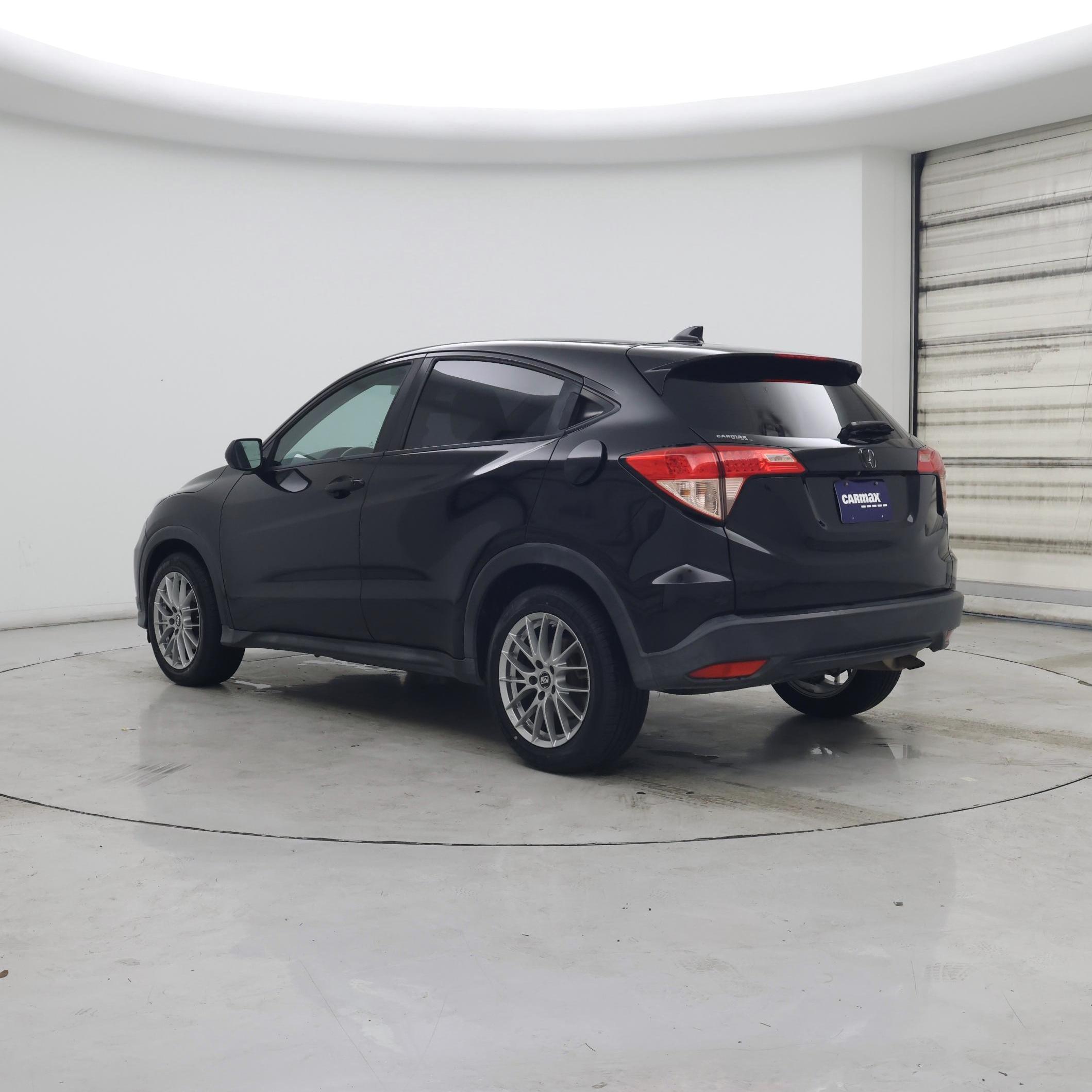 Thumbnail: 2016 Honda HR-V - 2