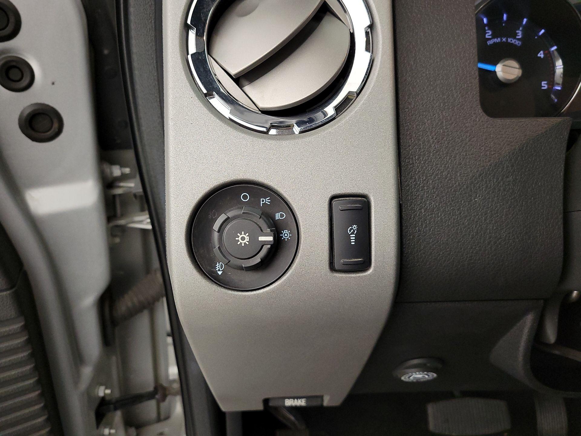 Thumbnail: 2014 Ford F-250 - 13