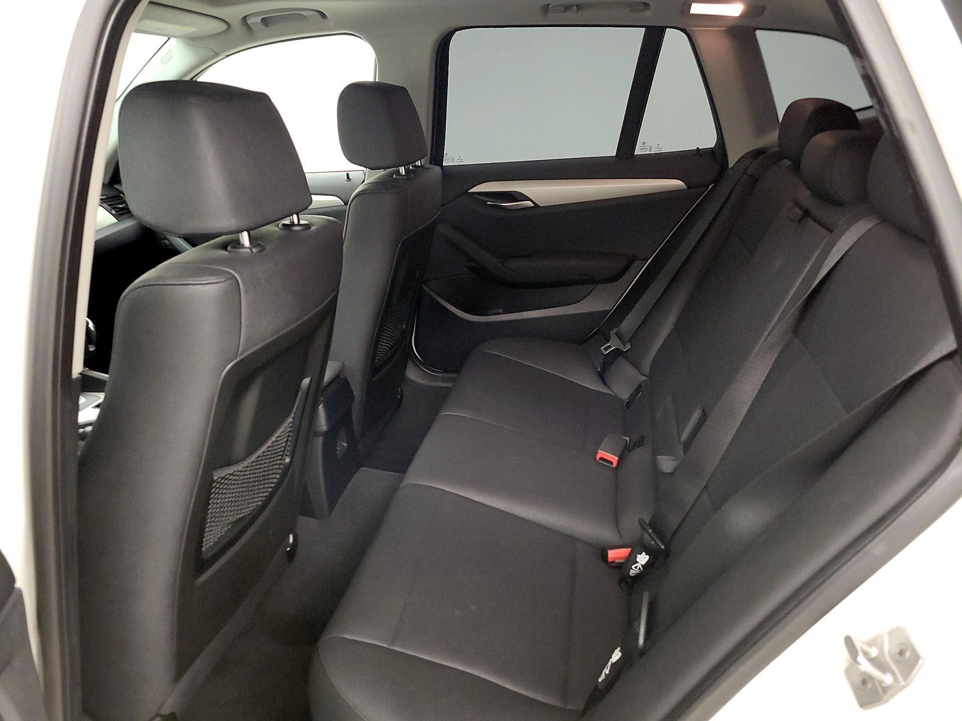 Thumbnail: 2015 BMW X1 - 19