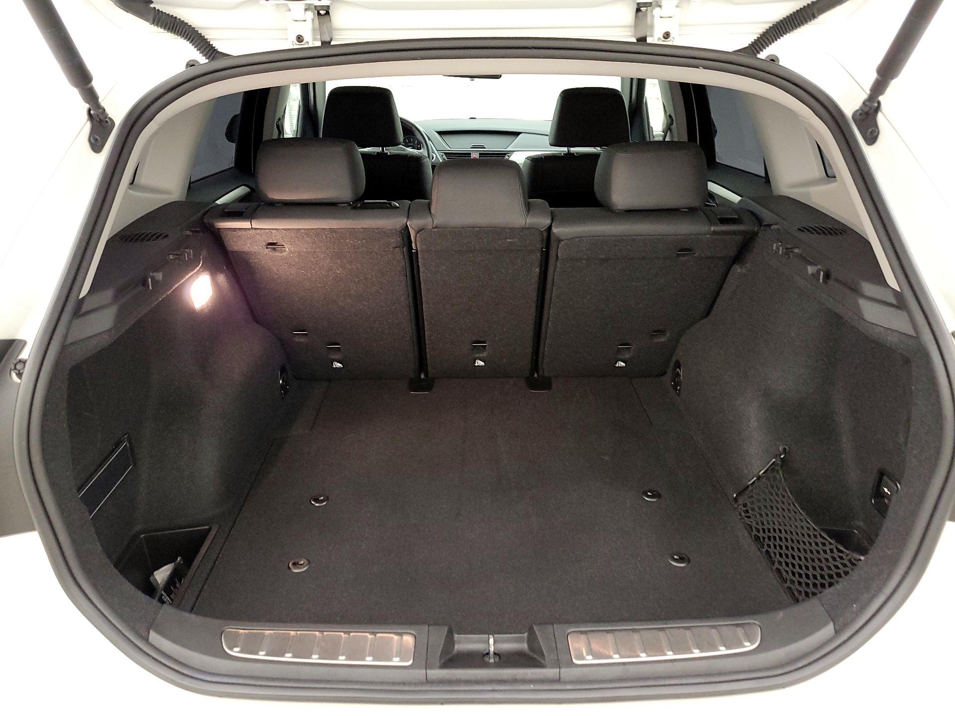 Thumbnail: 2015 BMW X1 - 20