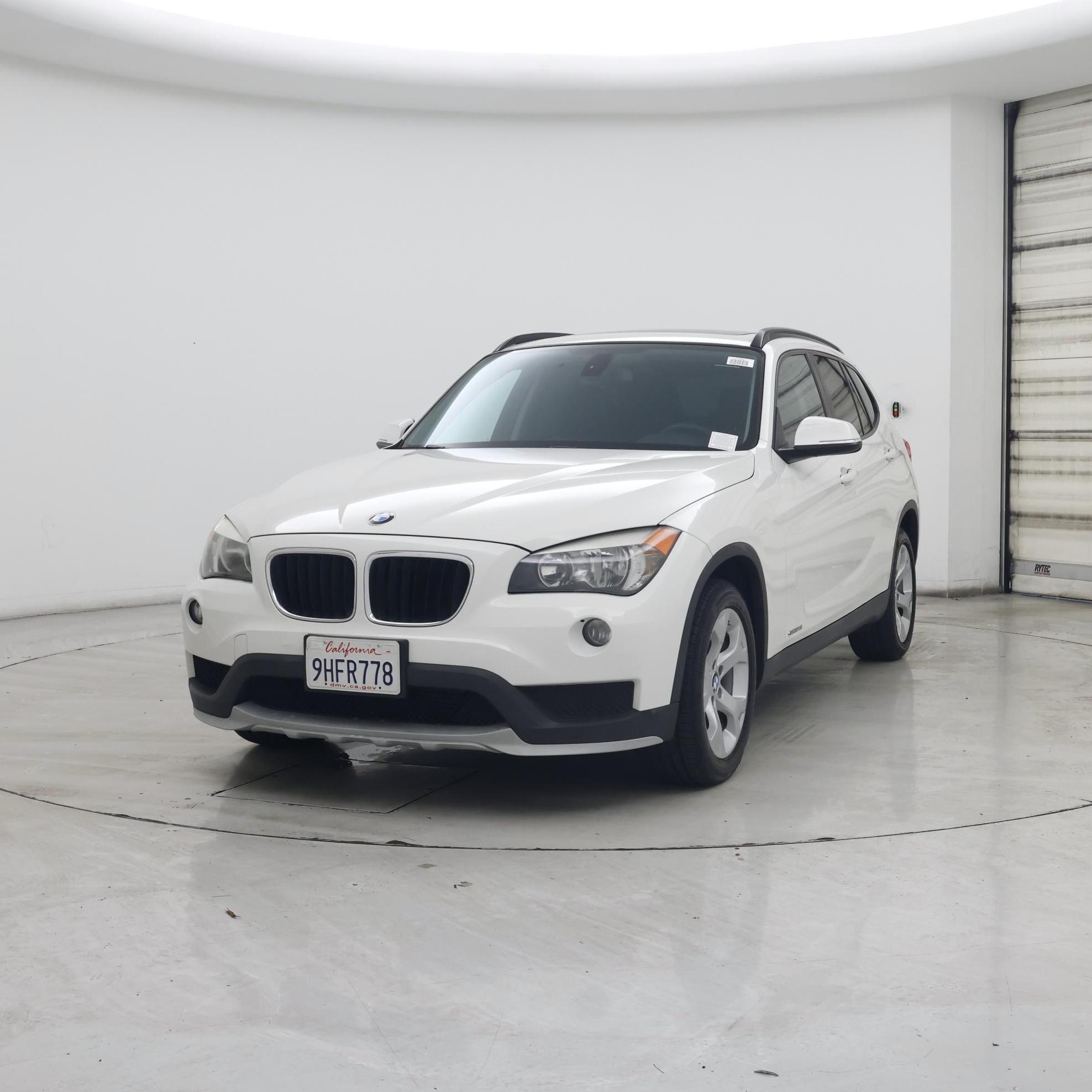 Thumbnail: 2015 BMW X1 - 4