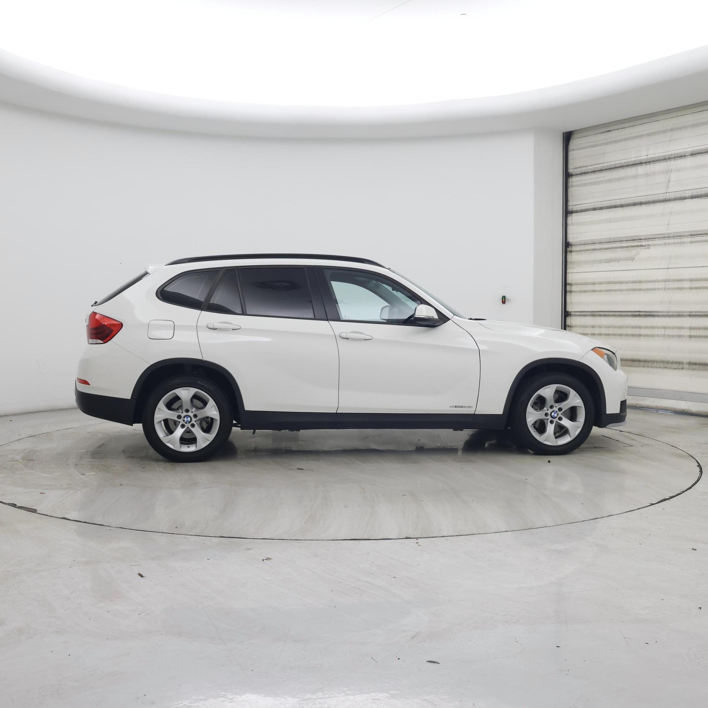 Thumbnail: 2015 BMW X1 - 7