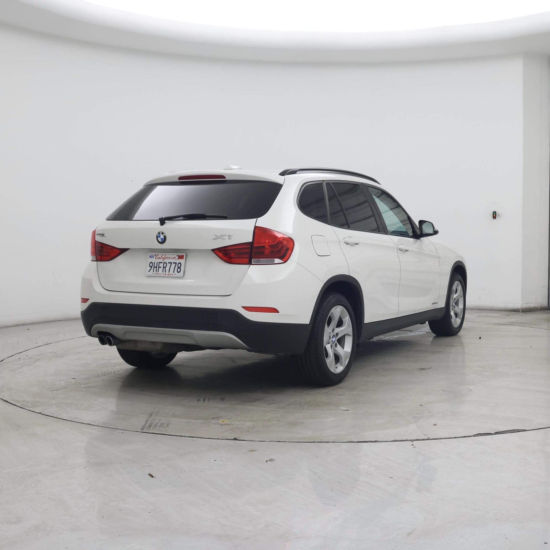 Thumbnail: 2015 BMW X1 - 8