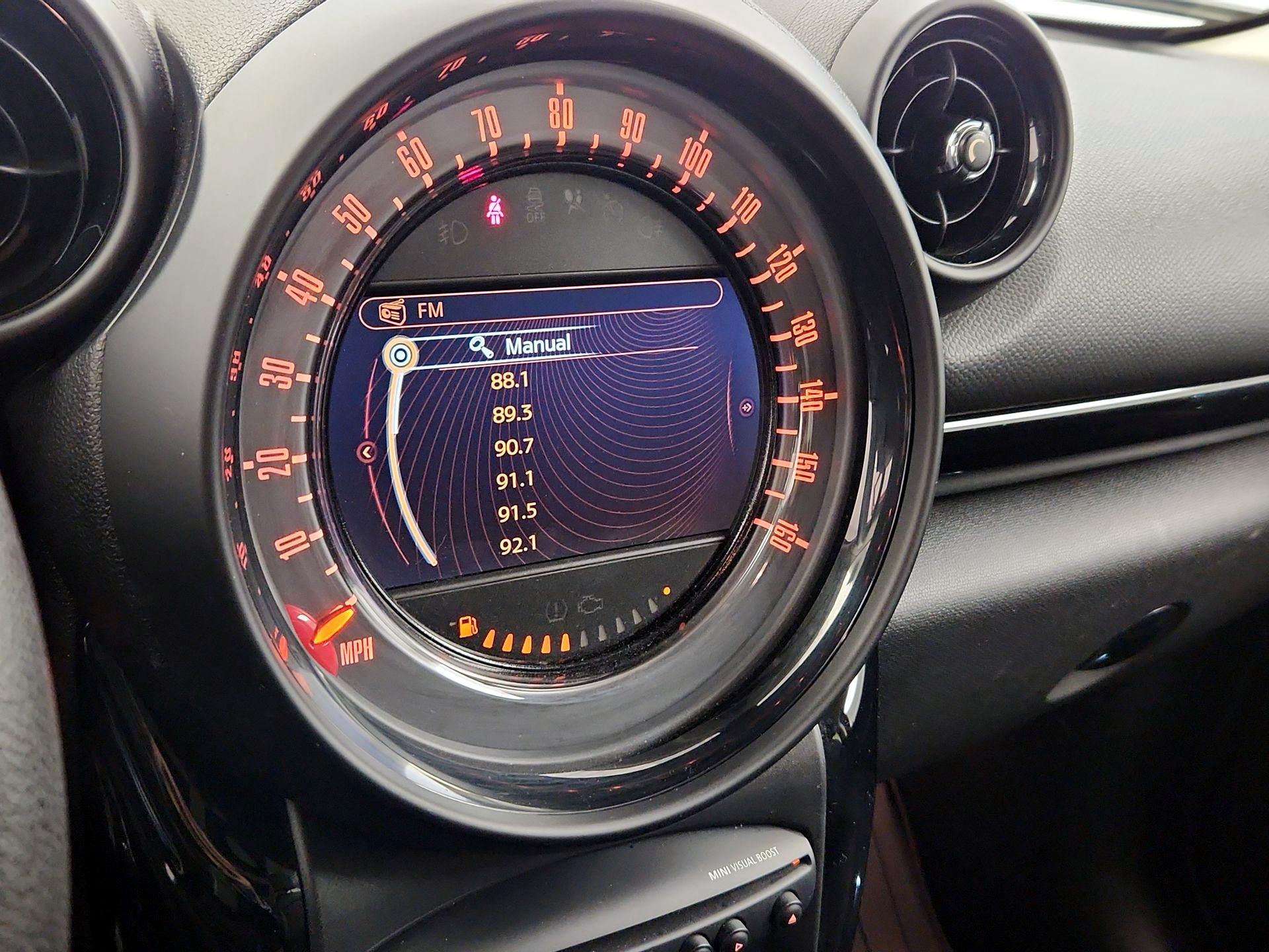 Thumbnail: 2016 MINI Cooper Countryman - 13