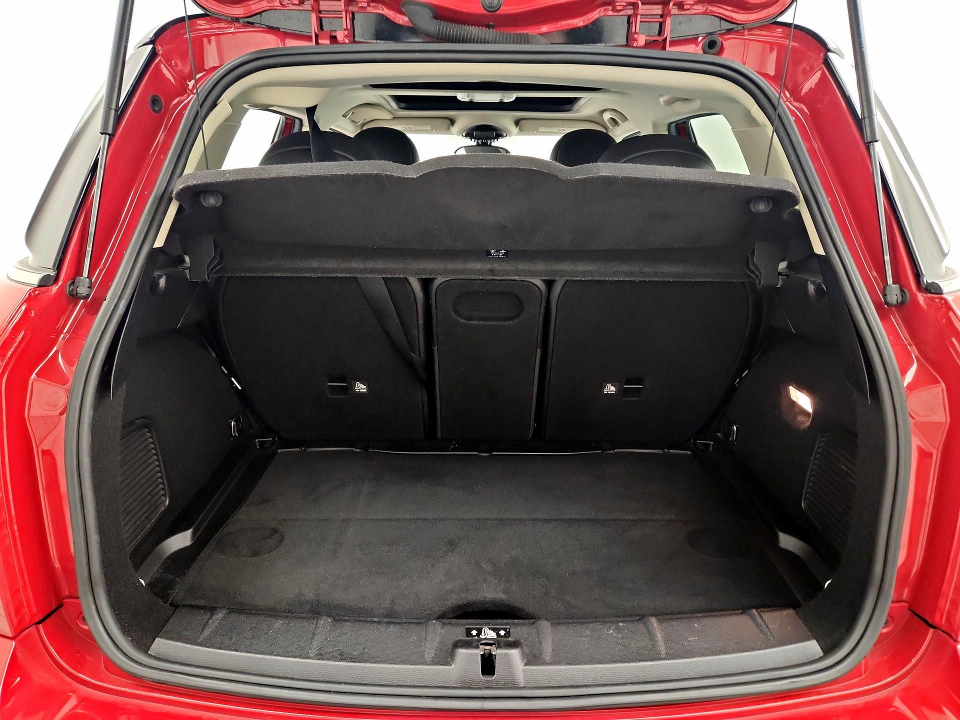 Thumbnail: 2016 MINI Cooper Countryman - 19