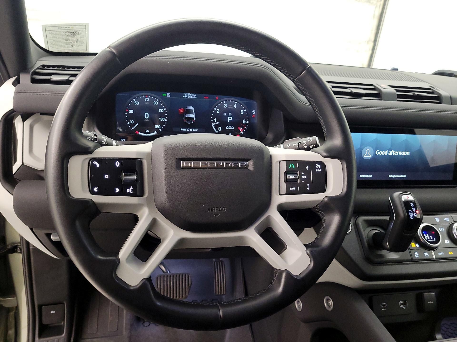 Thumbnail: 2023 Land Rover Defender - 10