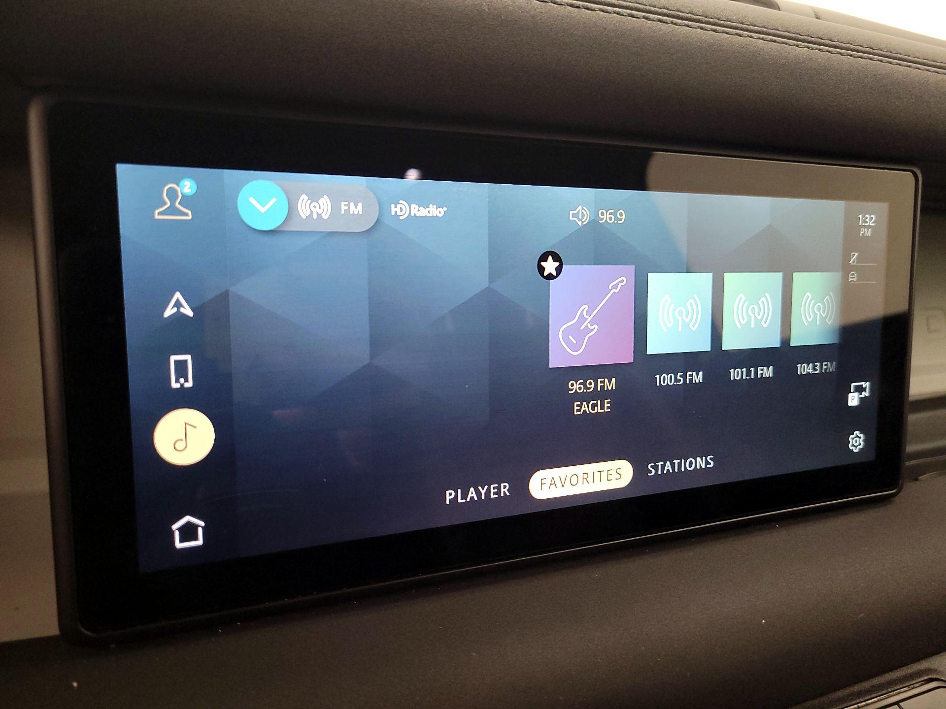 Thumbnail: 2023 Land Rover Defender - 14