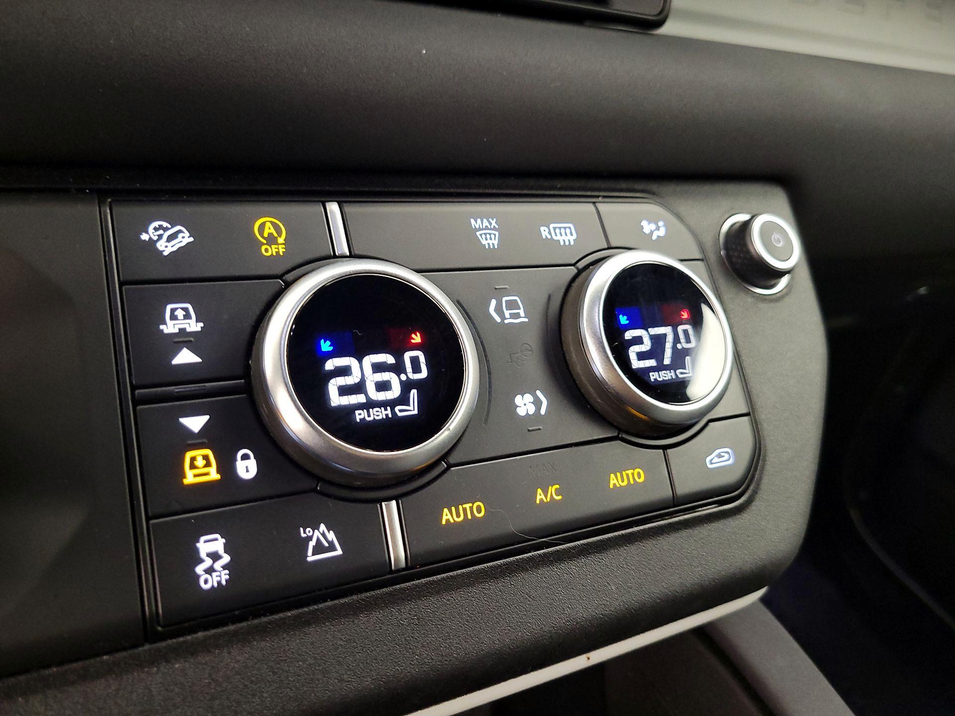 Thumbnail: 2023 Land Rover Defender - 15