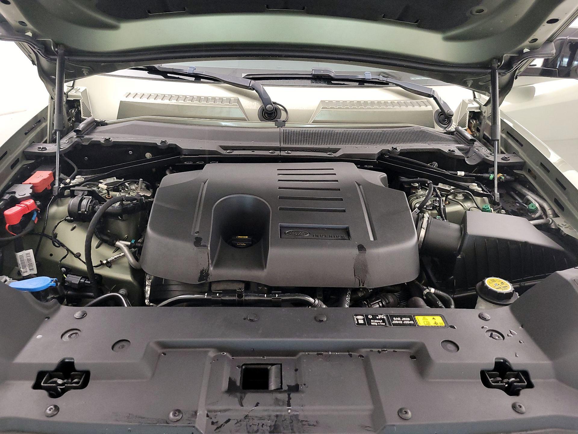 Thumbnail: 2023 Land Rover Defender - 19