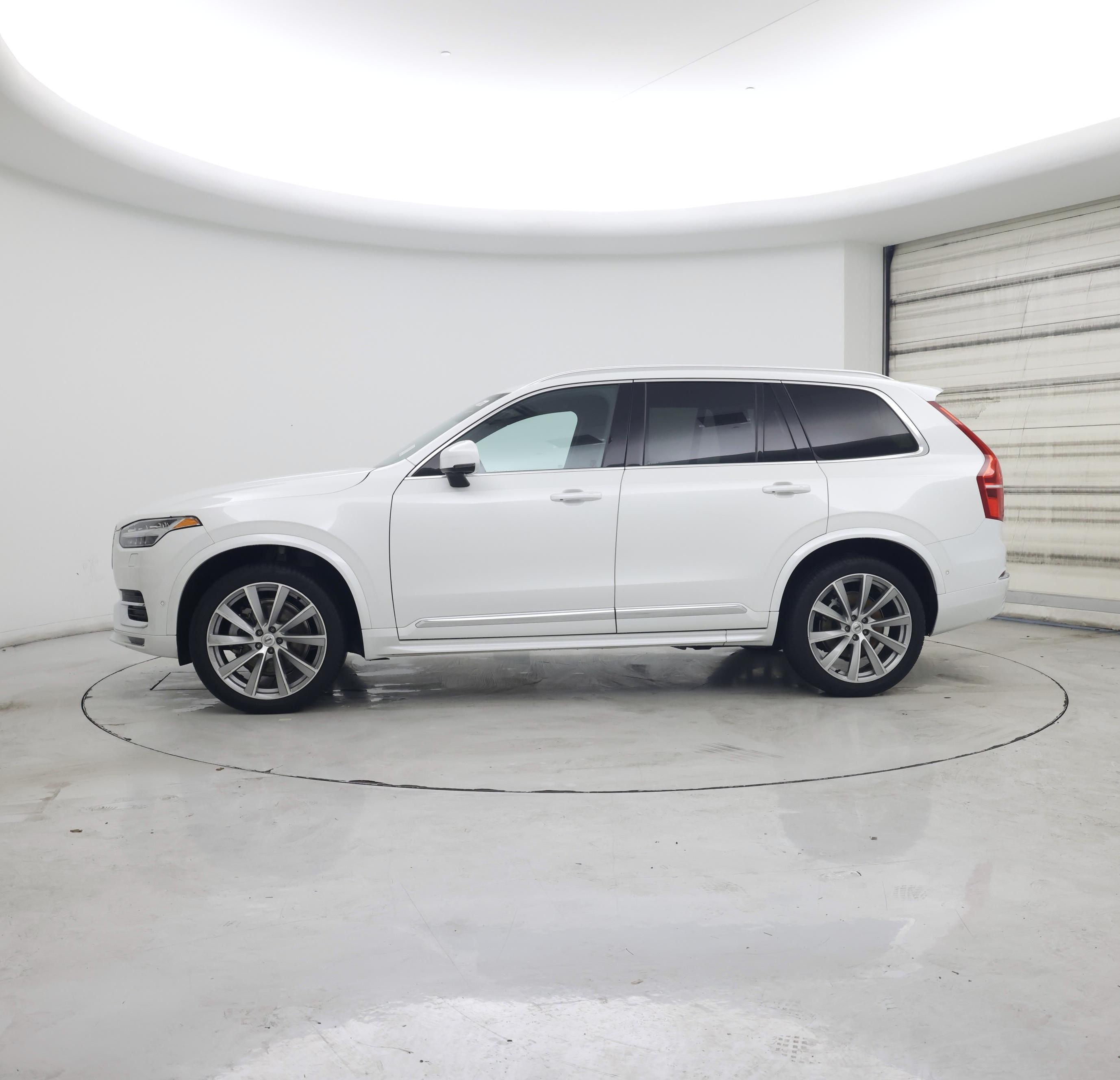 Thumbnail: 2023 Volvo XC90 - 3