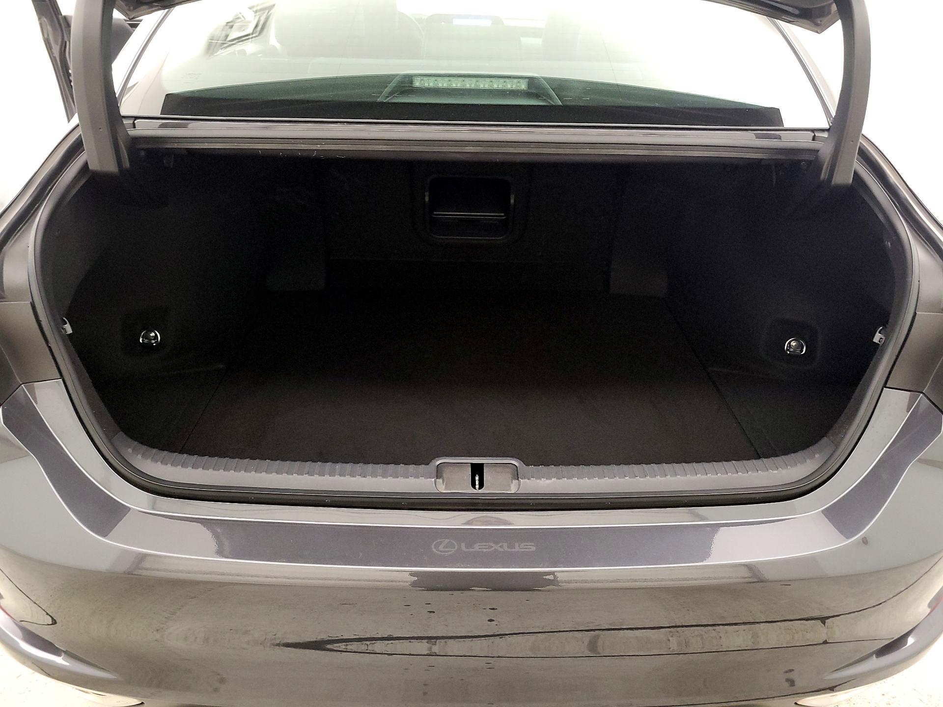 Thumbnail: 2024 Lexus ES - 11