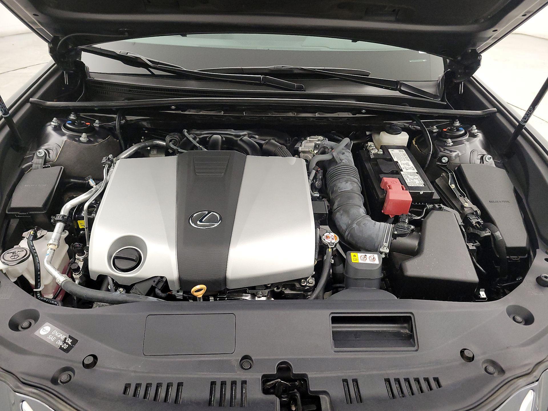 Thumbnail: 2024 Lexus ES - 18