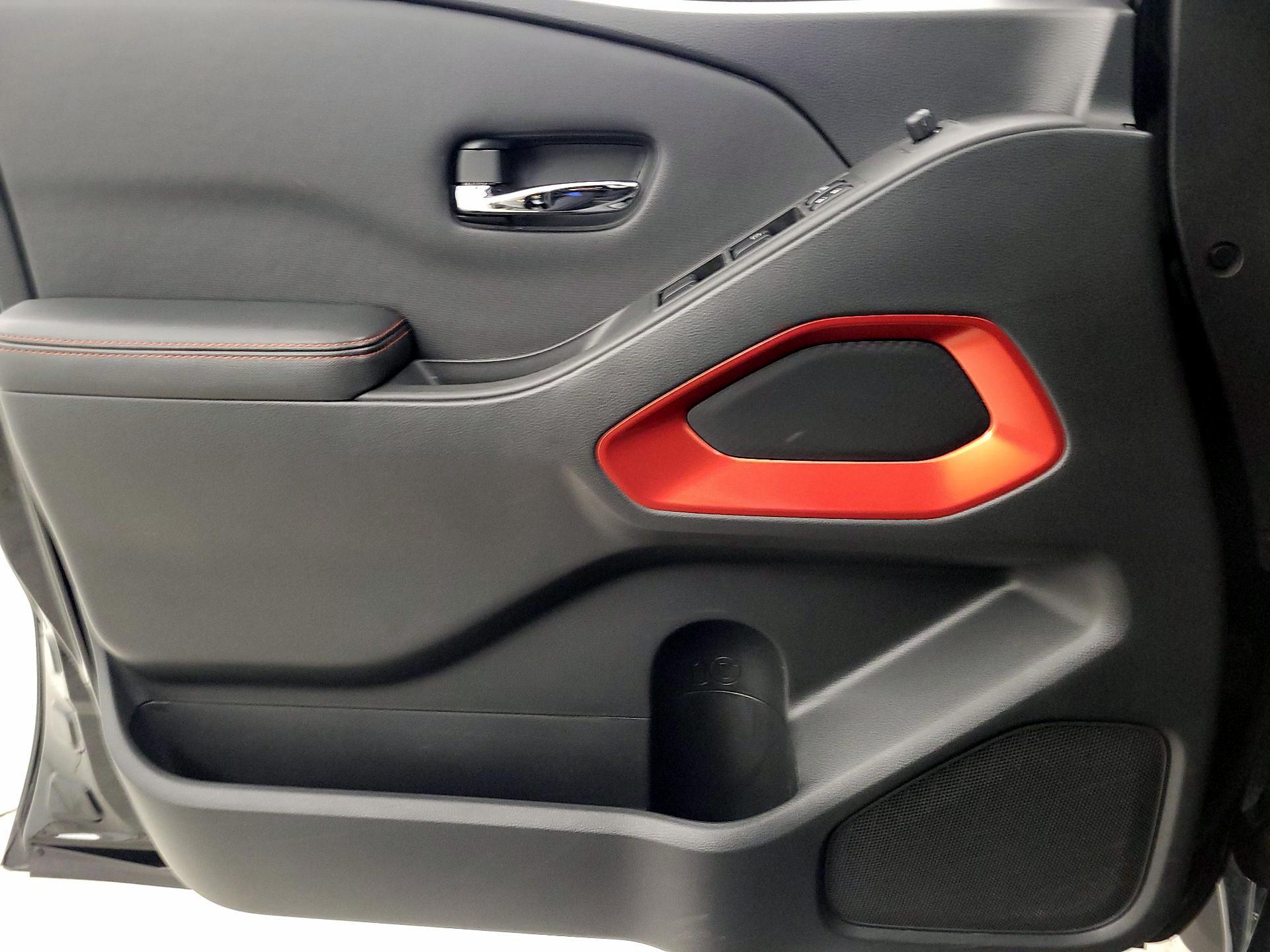 Thumbnail: 2024 Nissan Frontier - 12