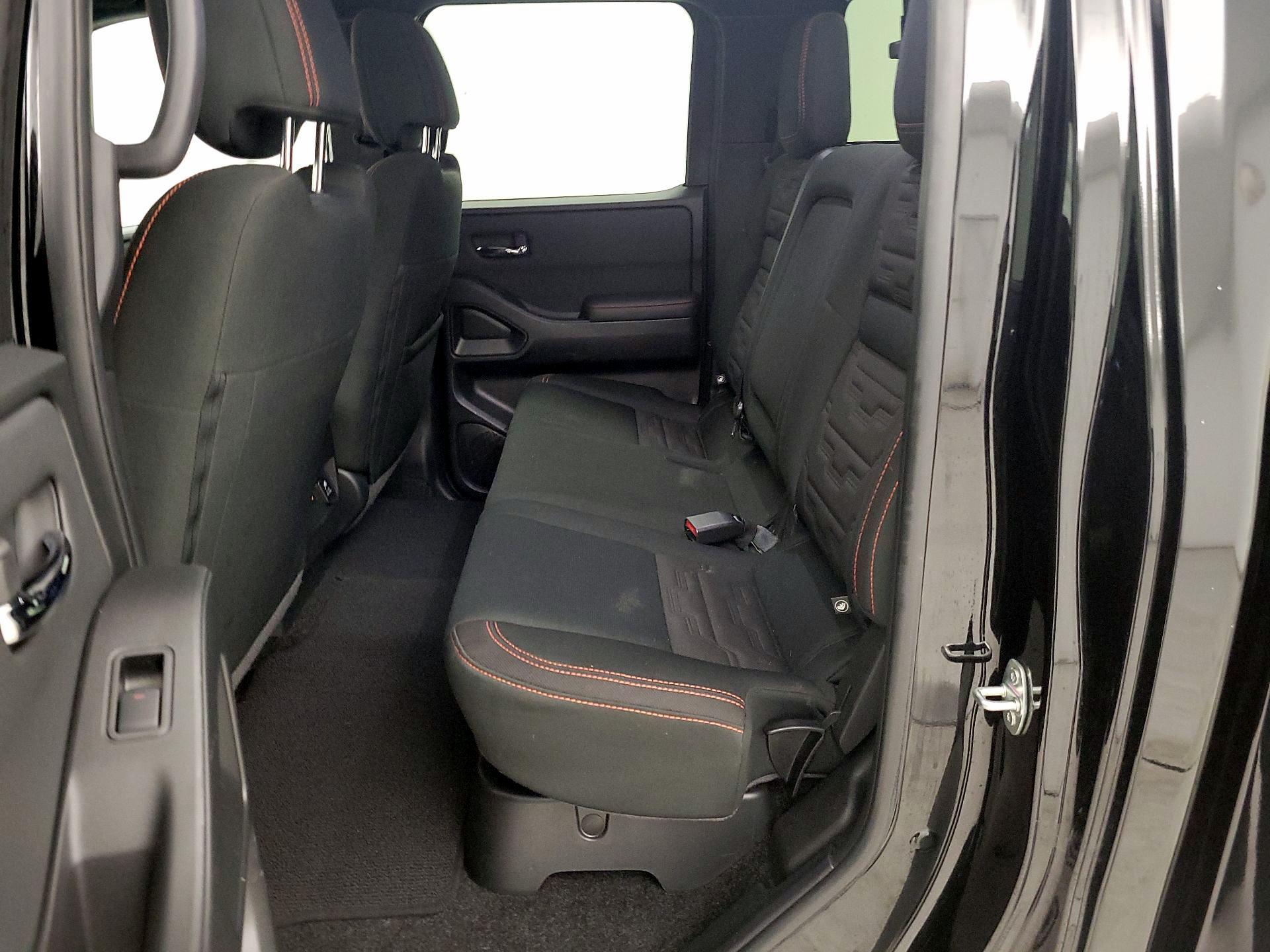 Thumbnail: 2024 Nissan Frontier - 19