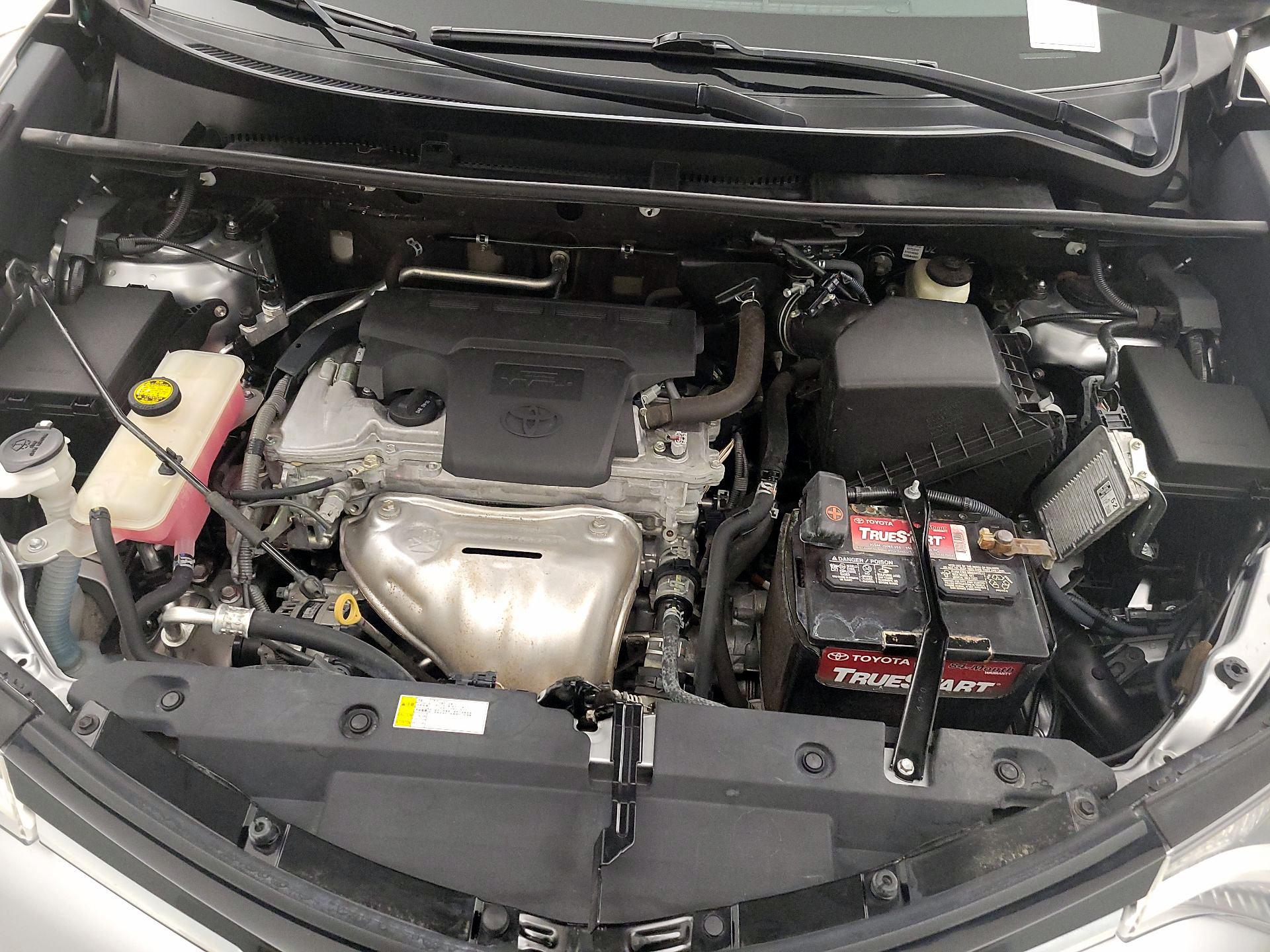 Thumbnail: 2016 Toyota RAV4 - 20