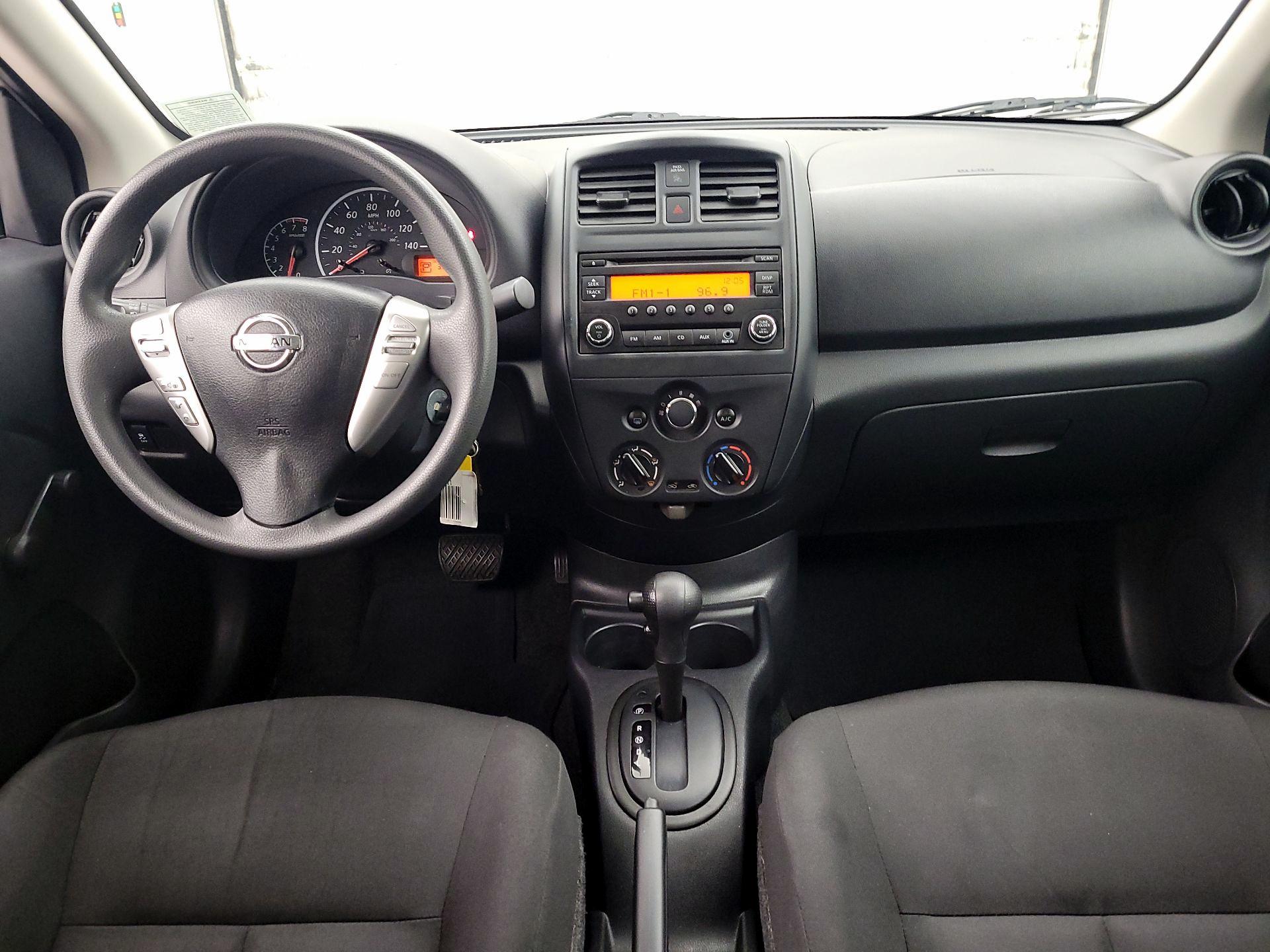 Thumbnail: 2016 Nissan Versa - 9