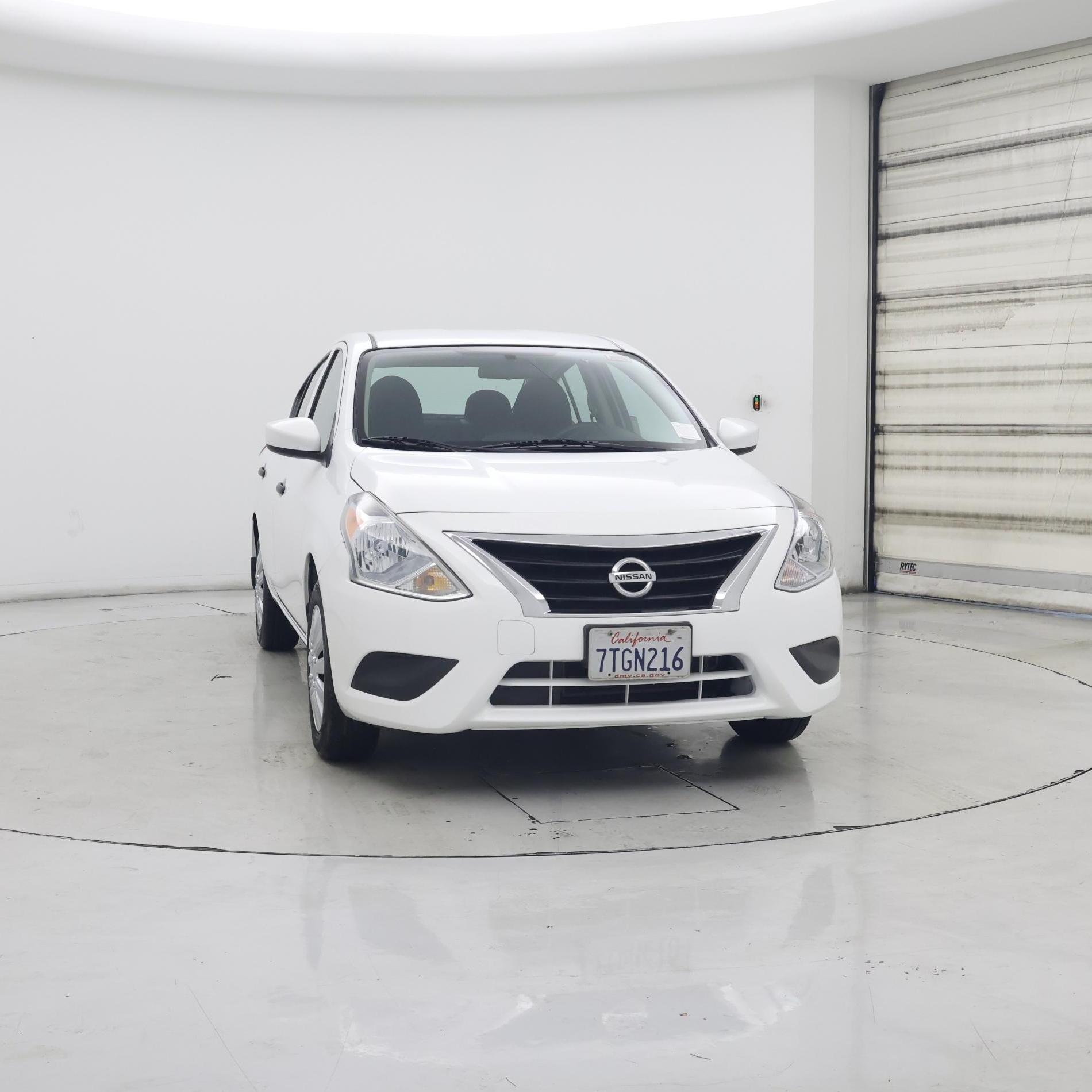 Thumbnail: 2016 Nissan Versa - 5