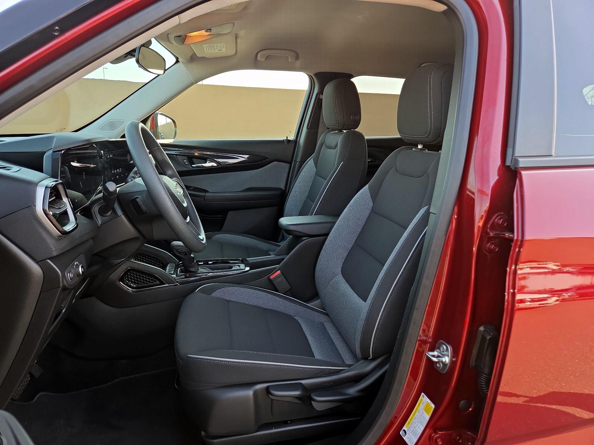 Thumbnail: 2025 Chevrolet TrailBlazer - 9