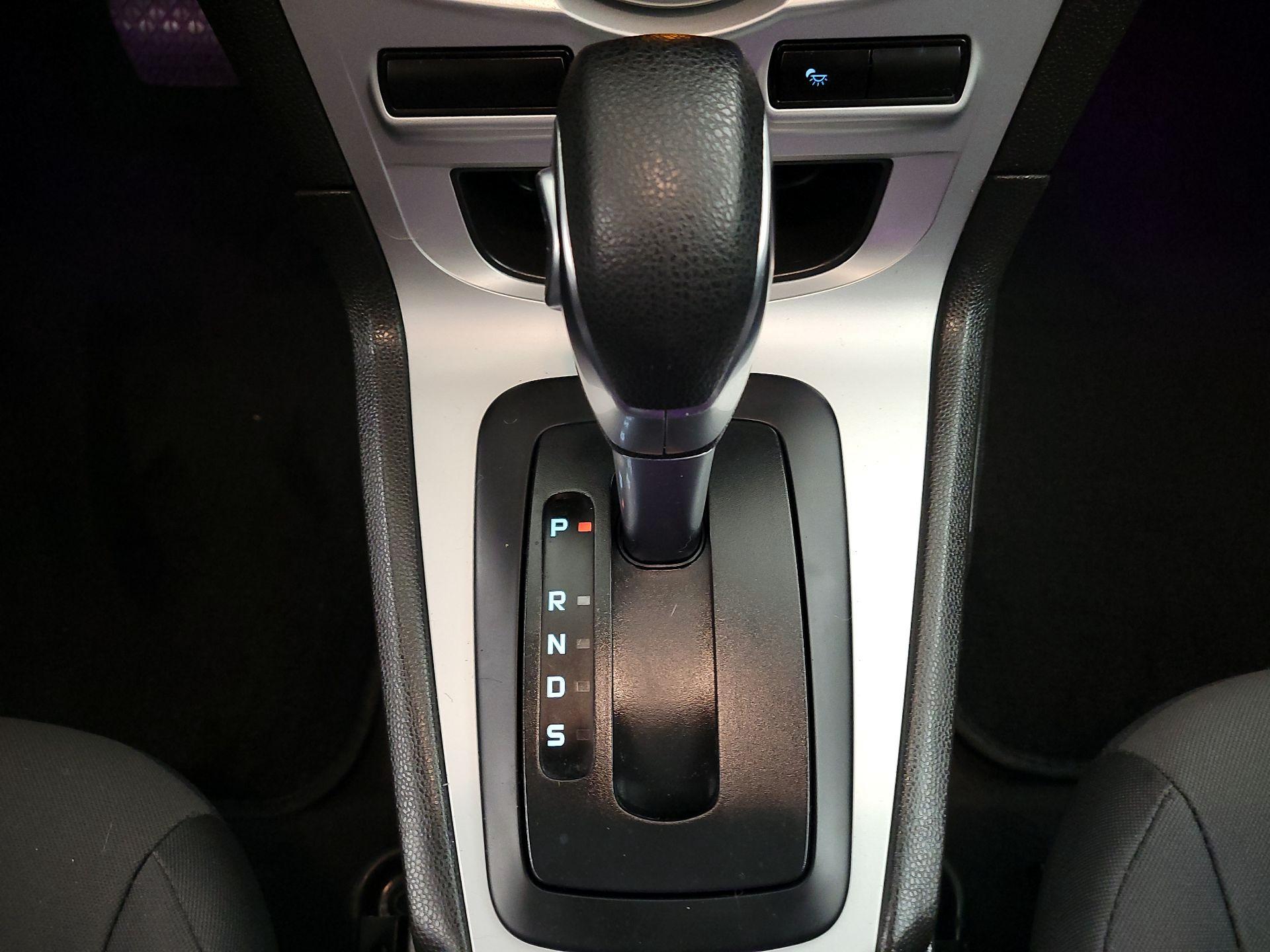 Thumbnail: 2018 Ford Fiesta - 17