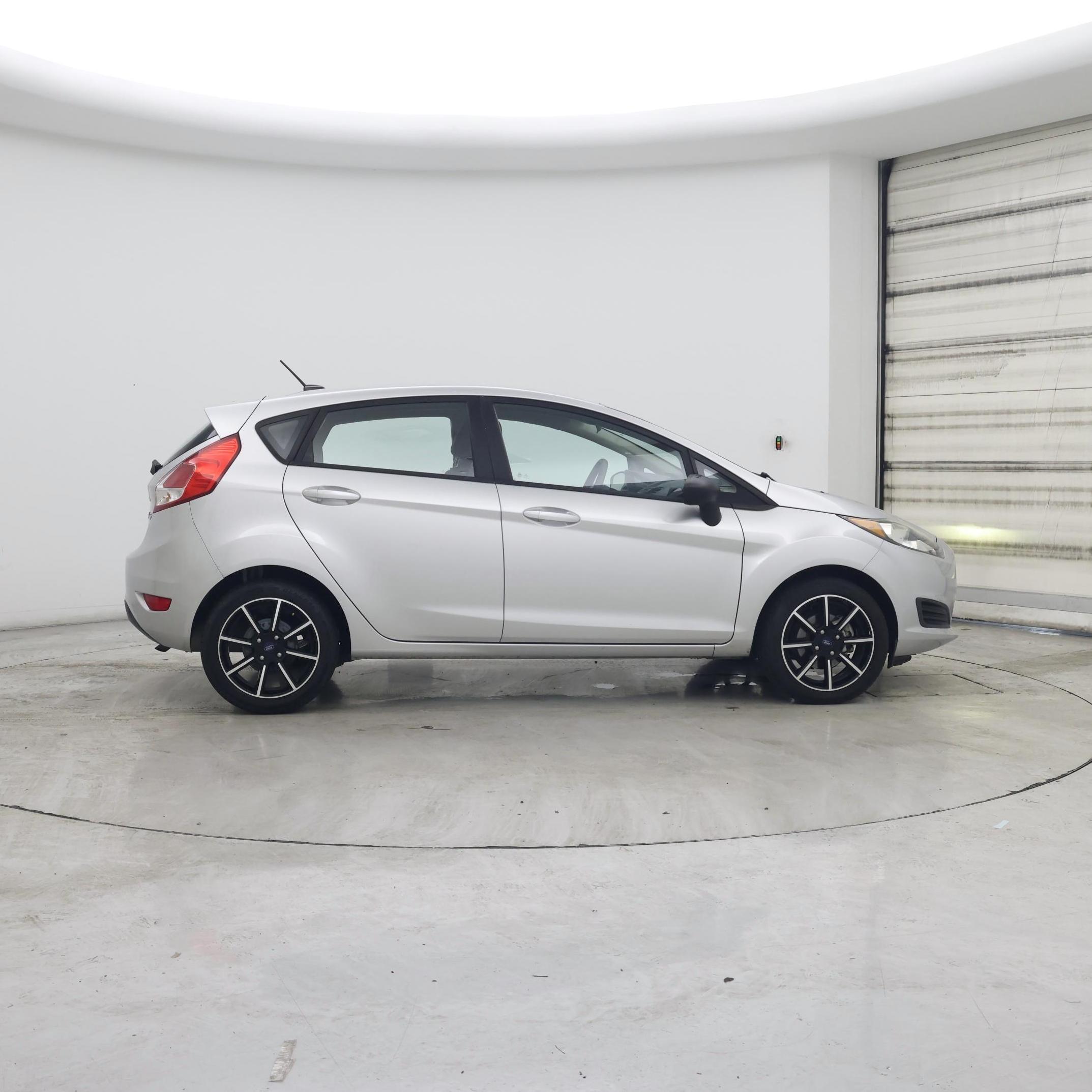 Thumbnail: 2018 Ford Fiesta - 7