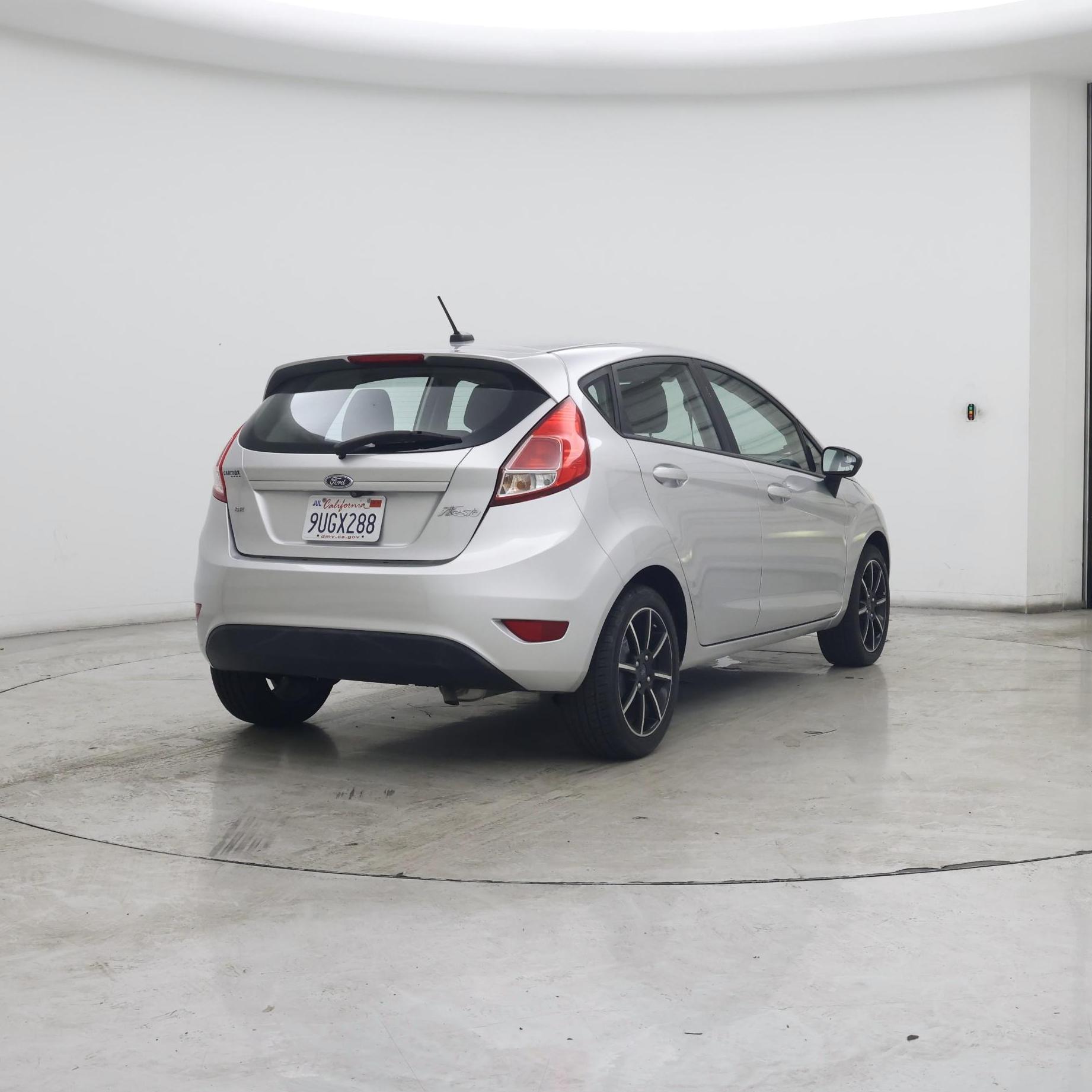 Thumbnail: 2018 Ford Fiesta - 8