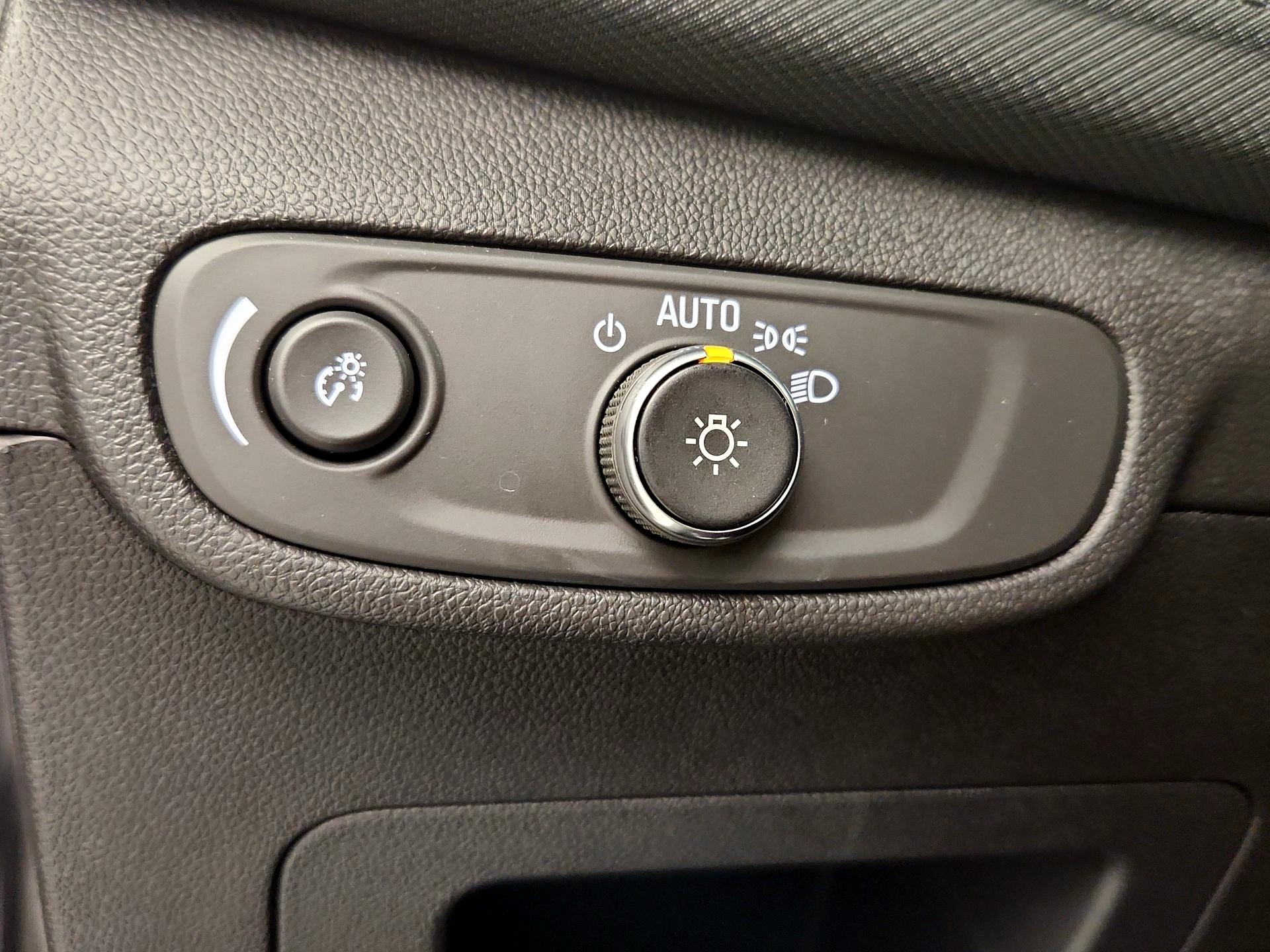 Thumbnail: 2025 Chevrolet TrailBlazer - 13