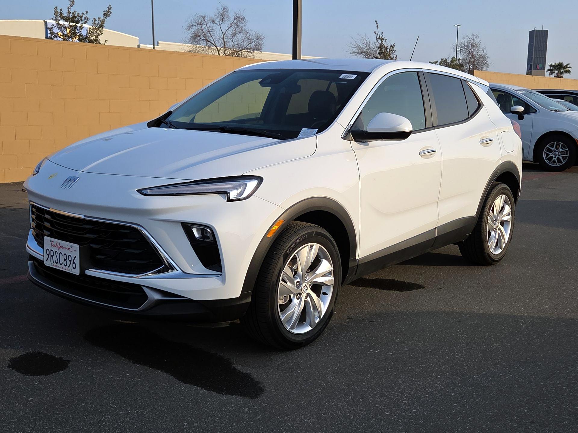 Thumbnail: 2025 Buick Encore GX - 3