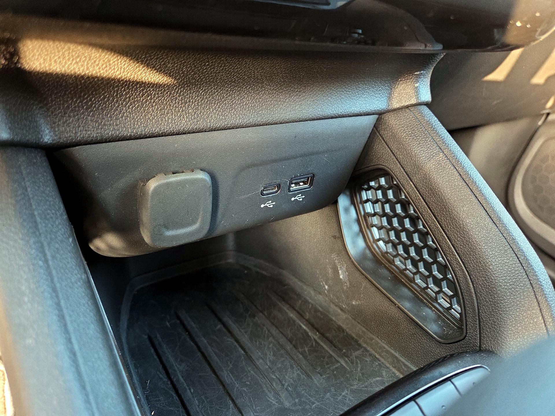 Thumbnail: 2025 Chevrolet TrailBlazer - 16