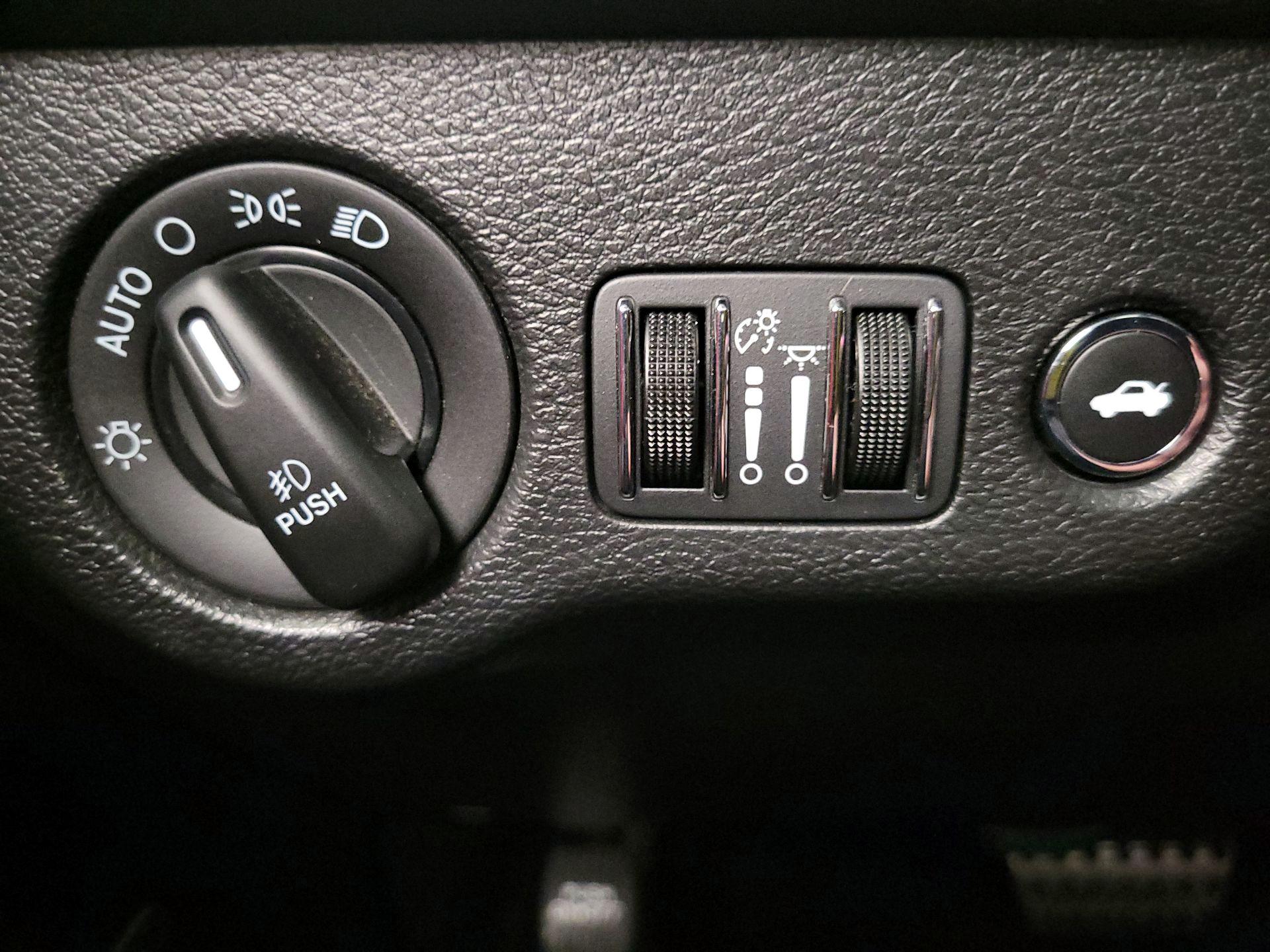 Thumbnail: 2020 Dodge Challenger - 13