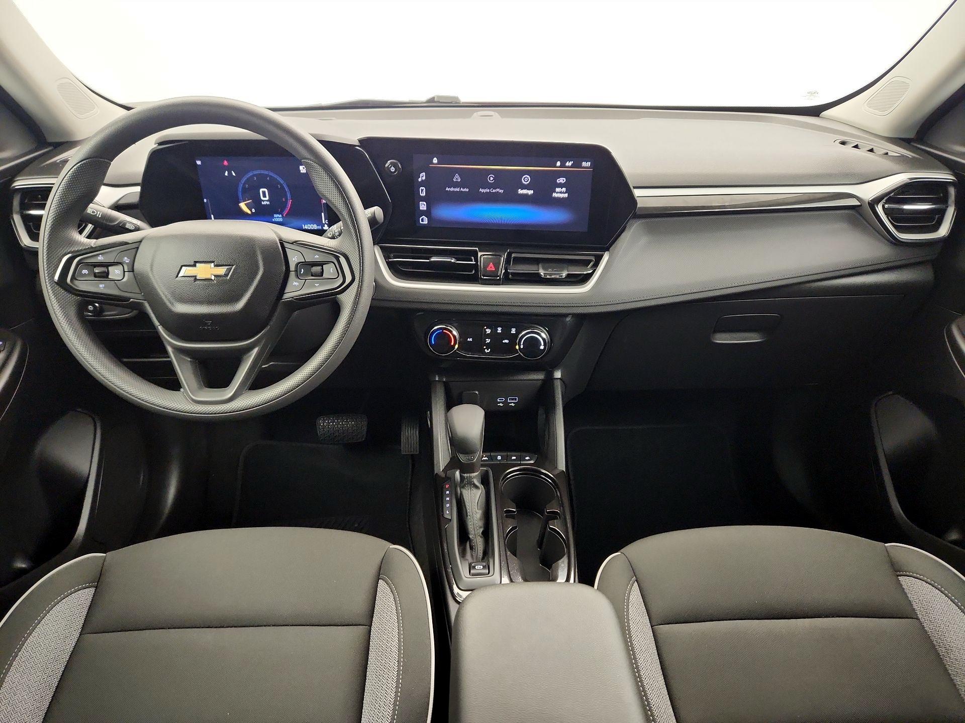 Thumbnail: 2025 Chevrolet TrailBlazer - 9