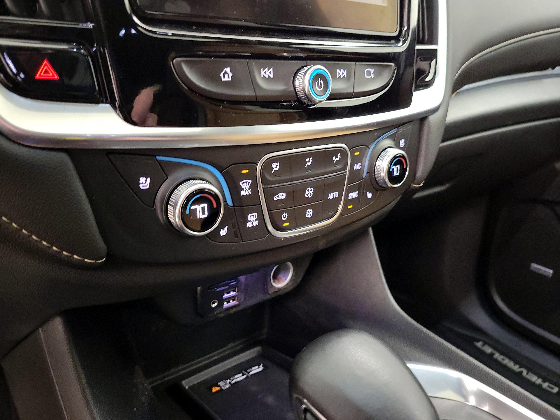 Thumbnail: 2023 Chevrolet Traverse - 17