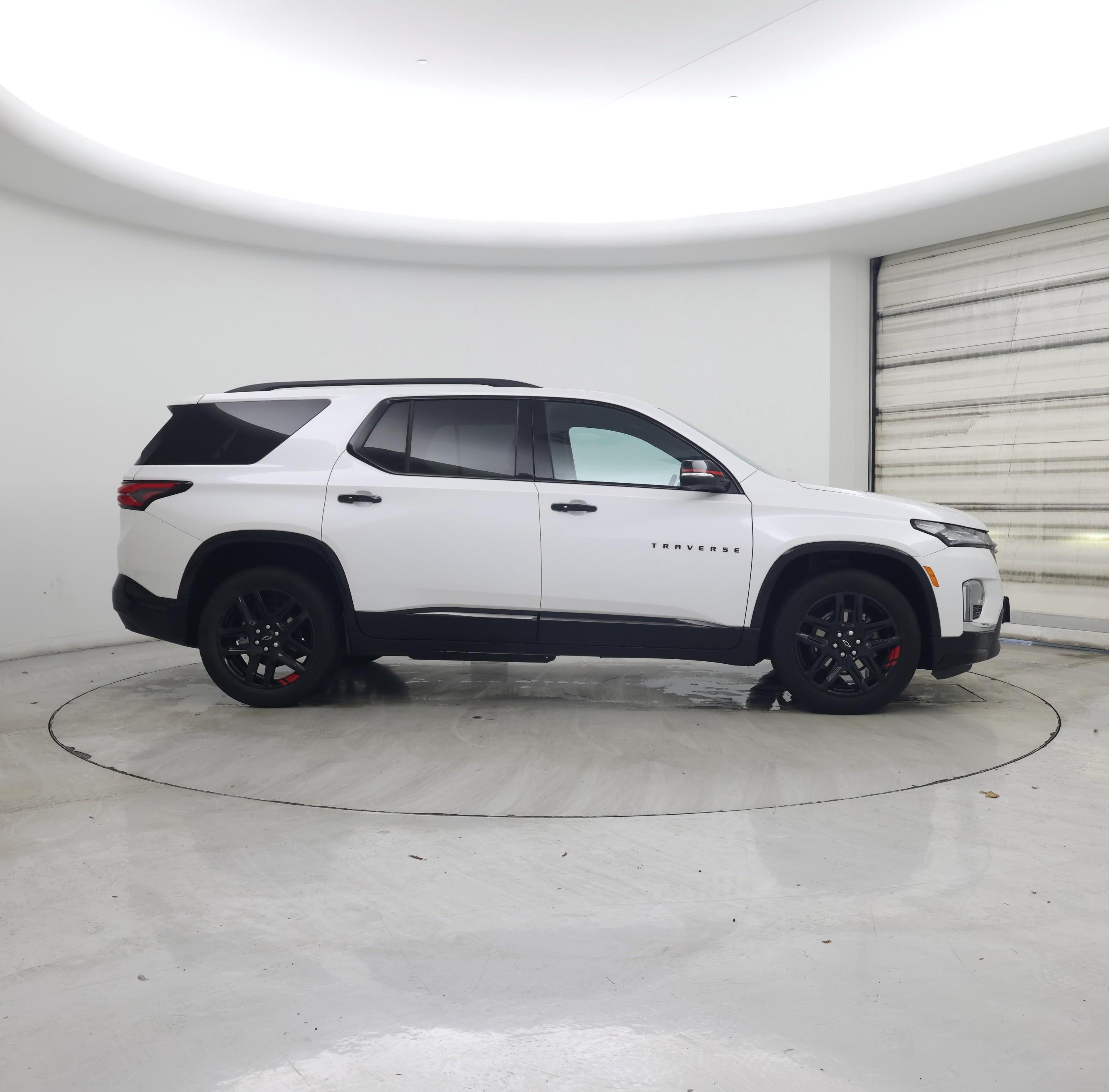 Thumbnail: 2023 Chevrolet Traverse - 7