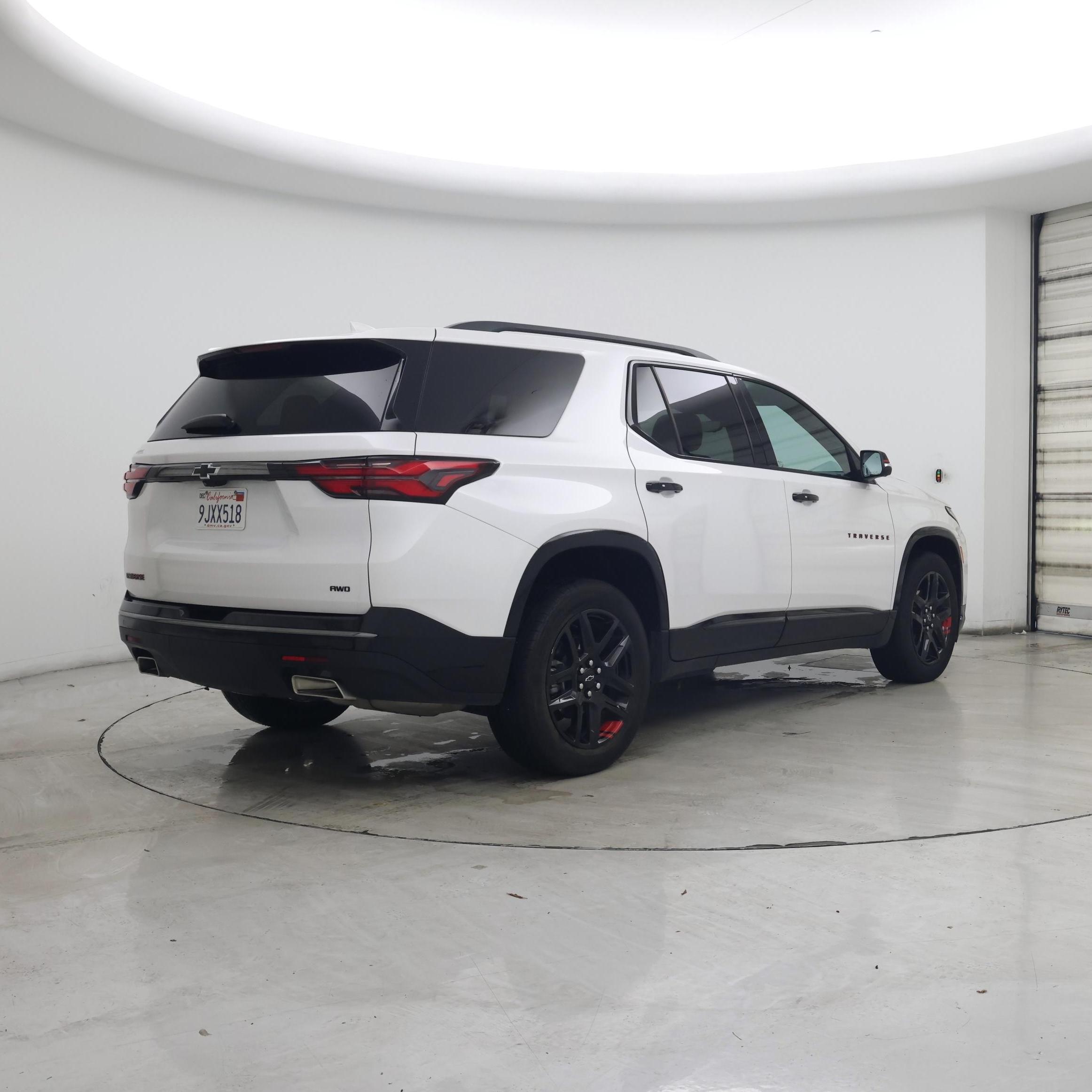 Thumbnail: 2023 Chevrolet Traverse - 8