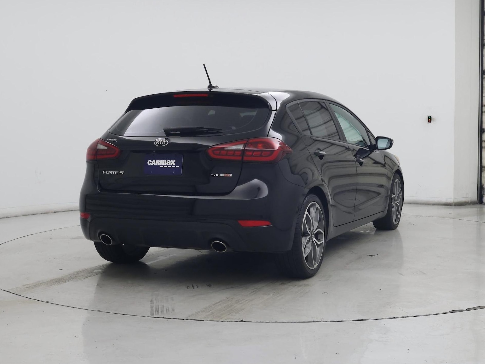 2016 Kia Forte5 SX - Photo 9