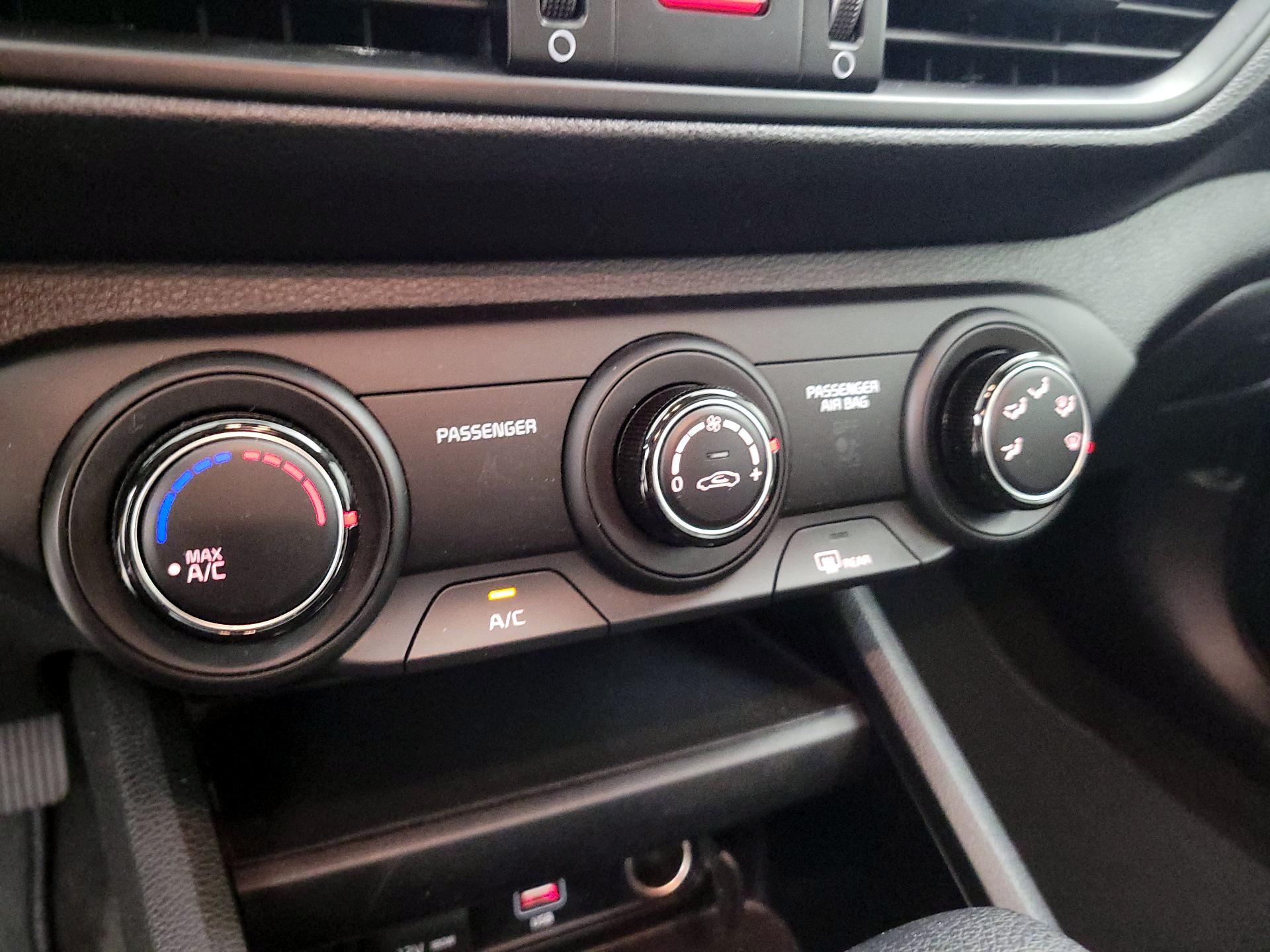 Thumbnail: 2023 Kia Forte - 16