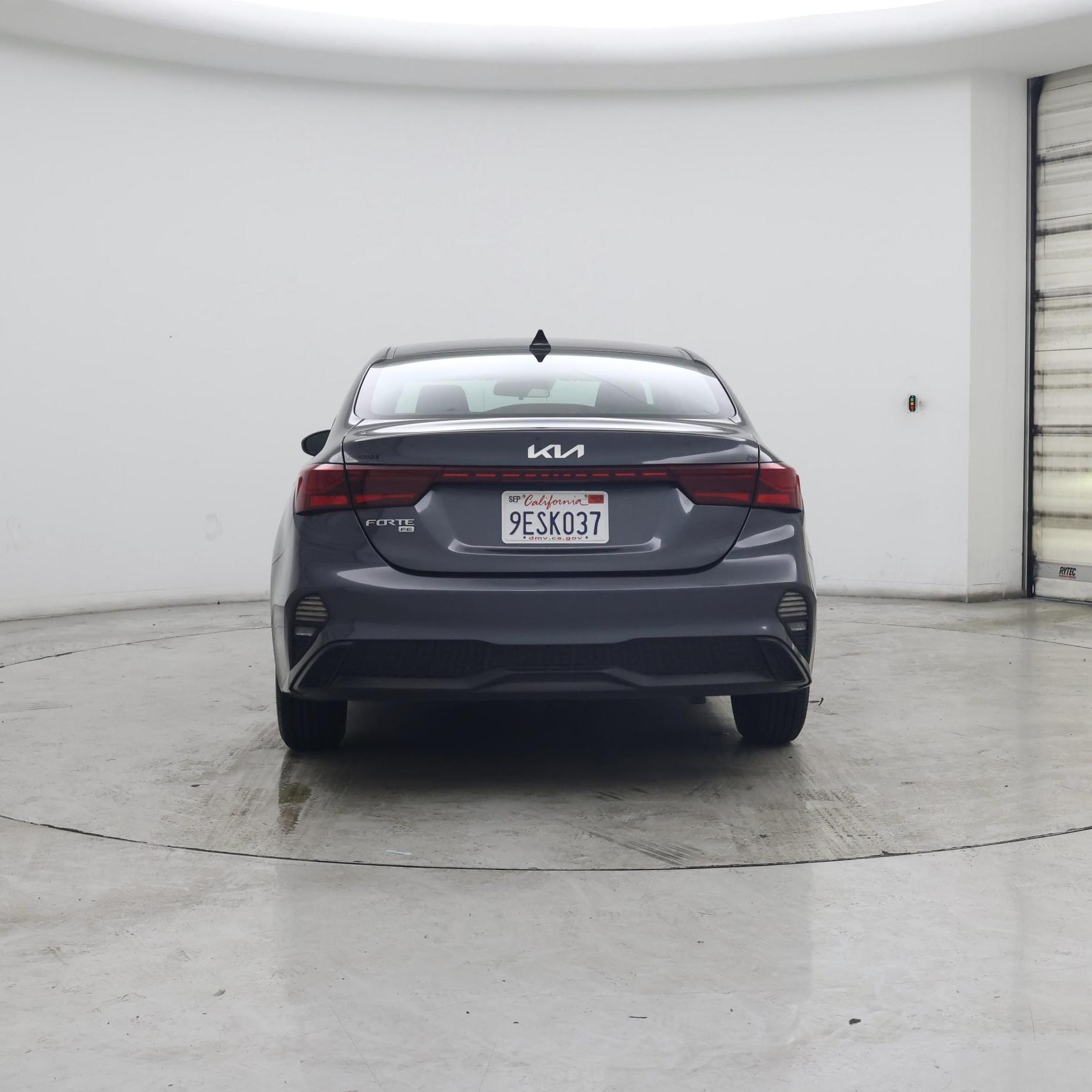 Thumbnail: 2023 Kia Forte - 6