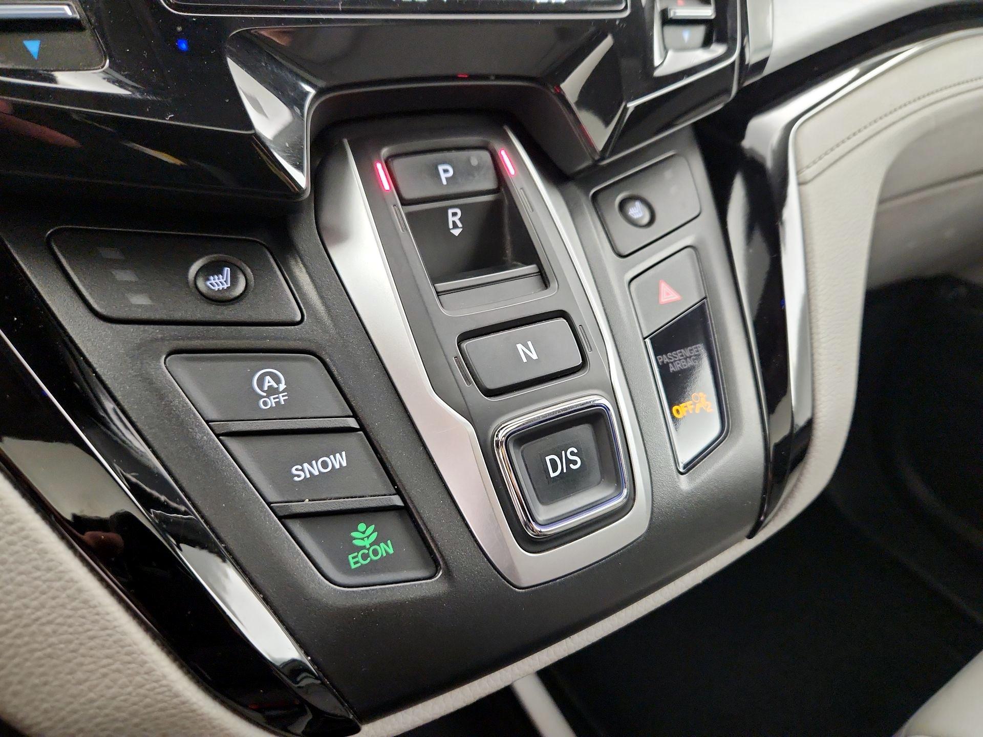 Thumbnail: 2023 Honda Odyssey - 17