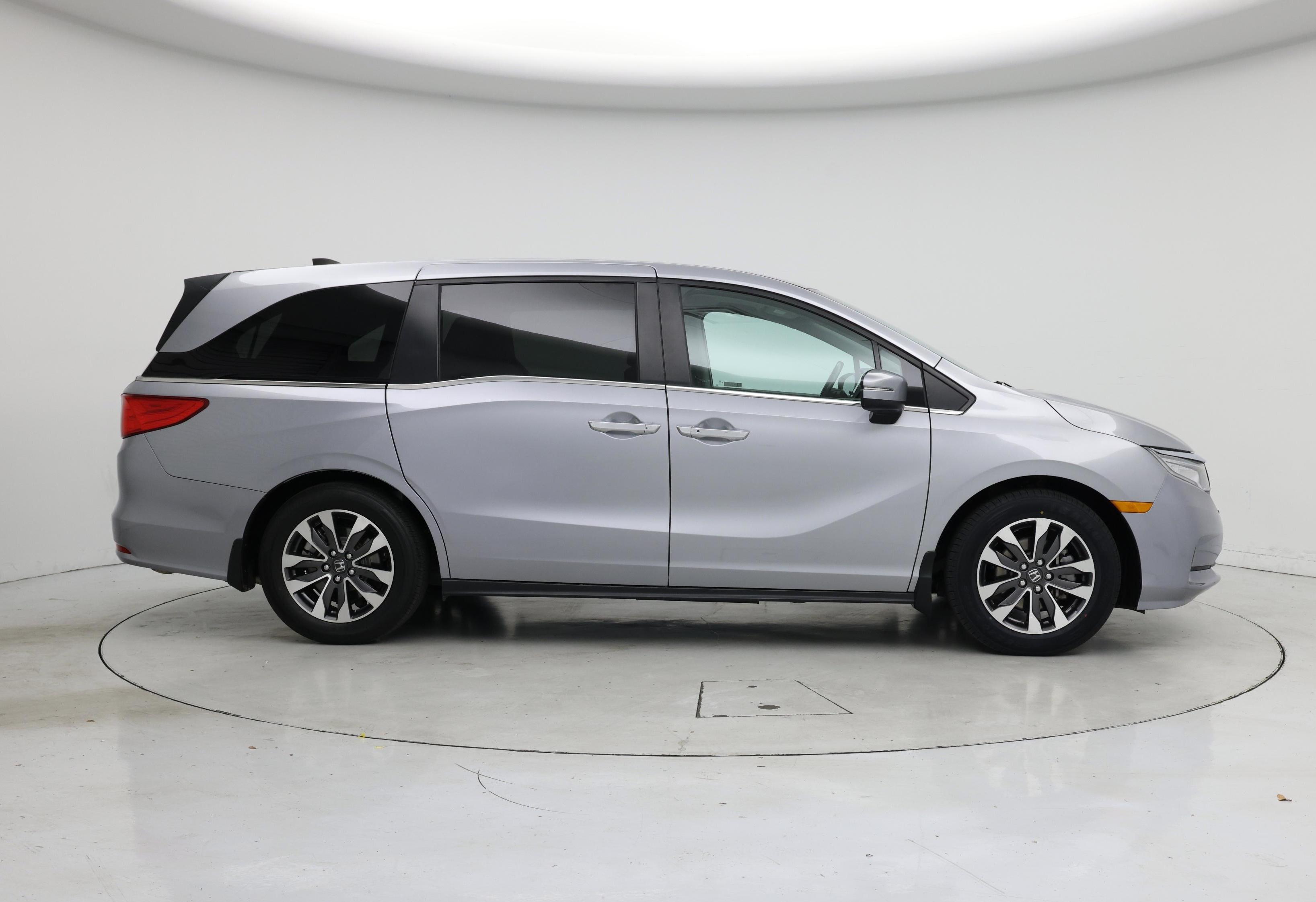 Thumbnail: 2023 Honda Odyssey - 7