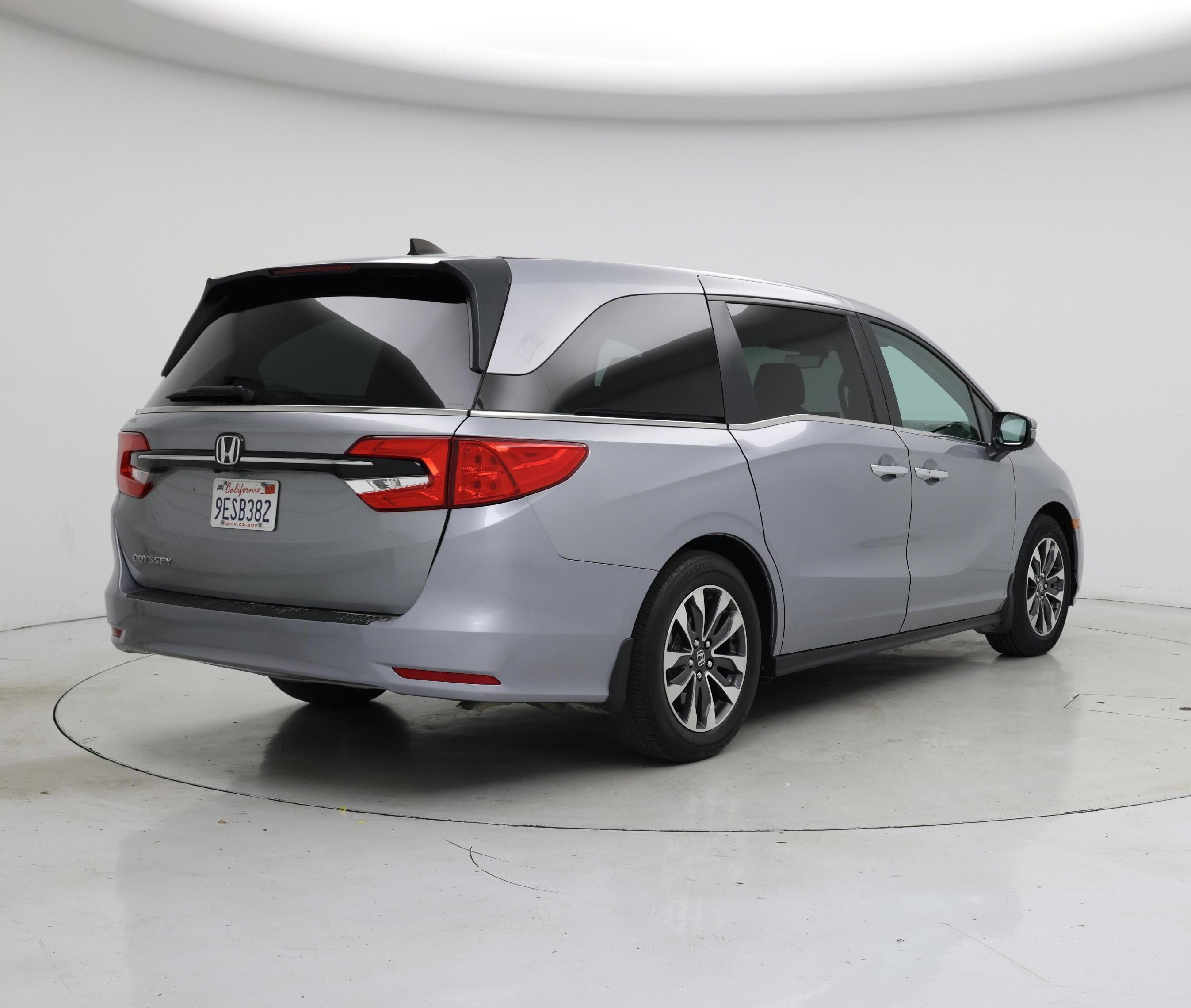 Thumbnail: 2023 Honda Odyssey - 8