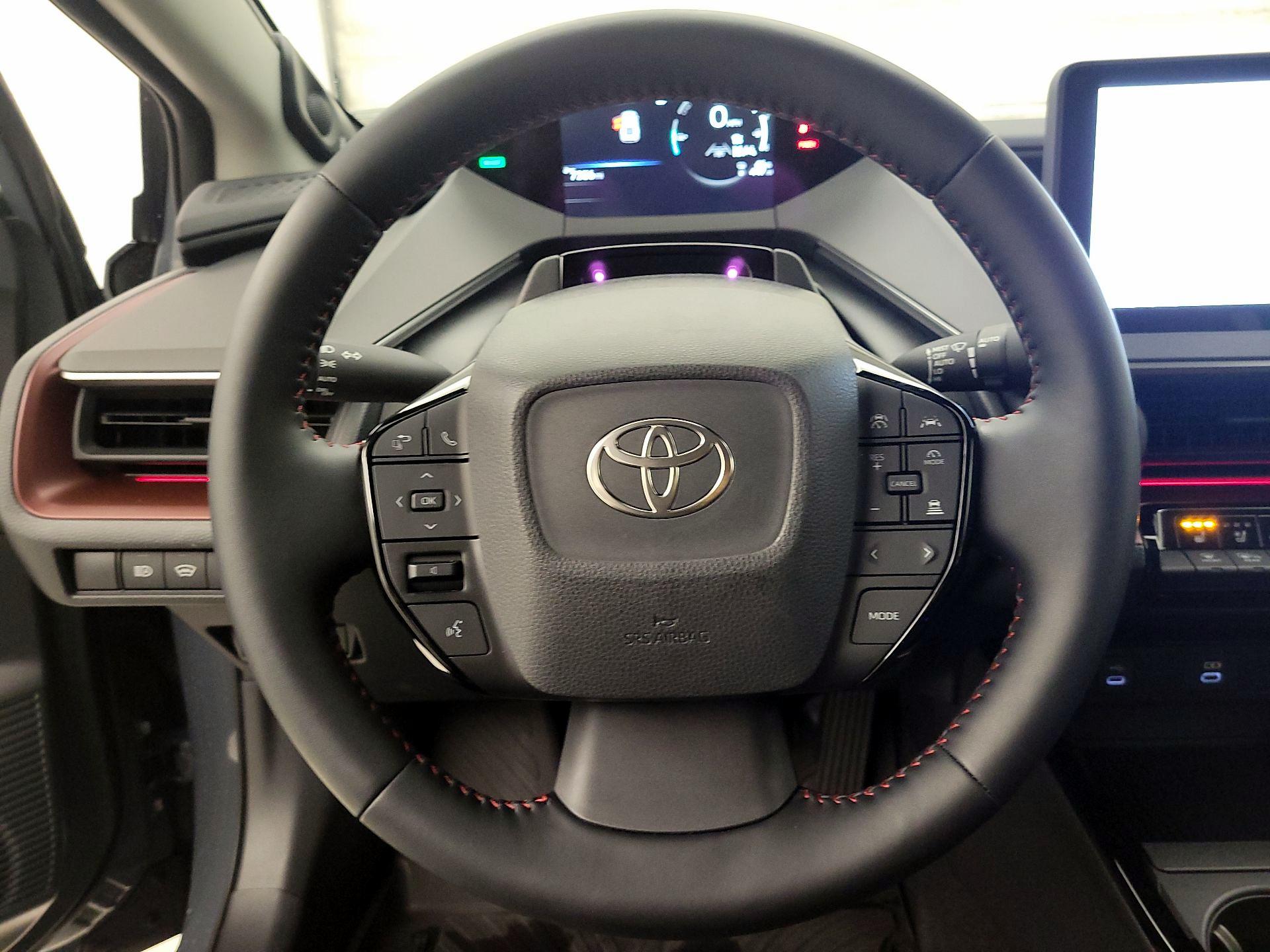 Thumbnail: 2024 Toyota Prius Prime - 10