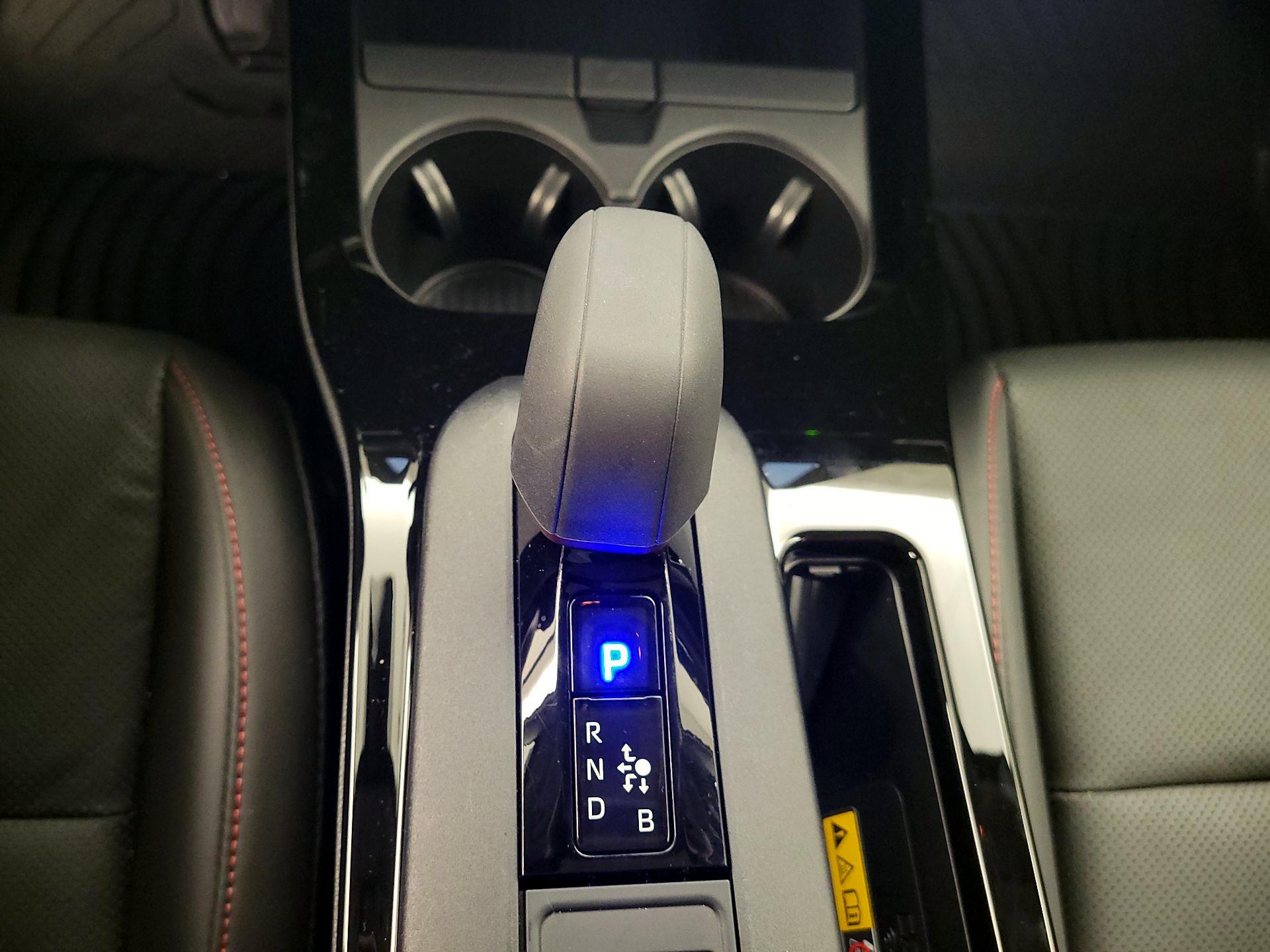 Thumbnail: 2024 Toyota Prius Prime - 16