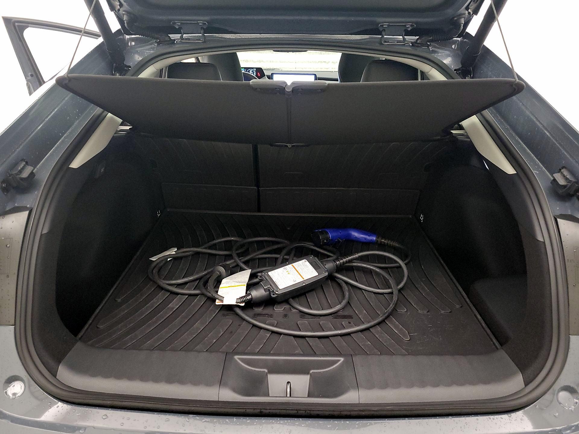 Thumbnail: 2024 Toyota Prius Prime - 18