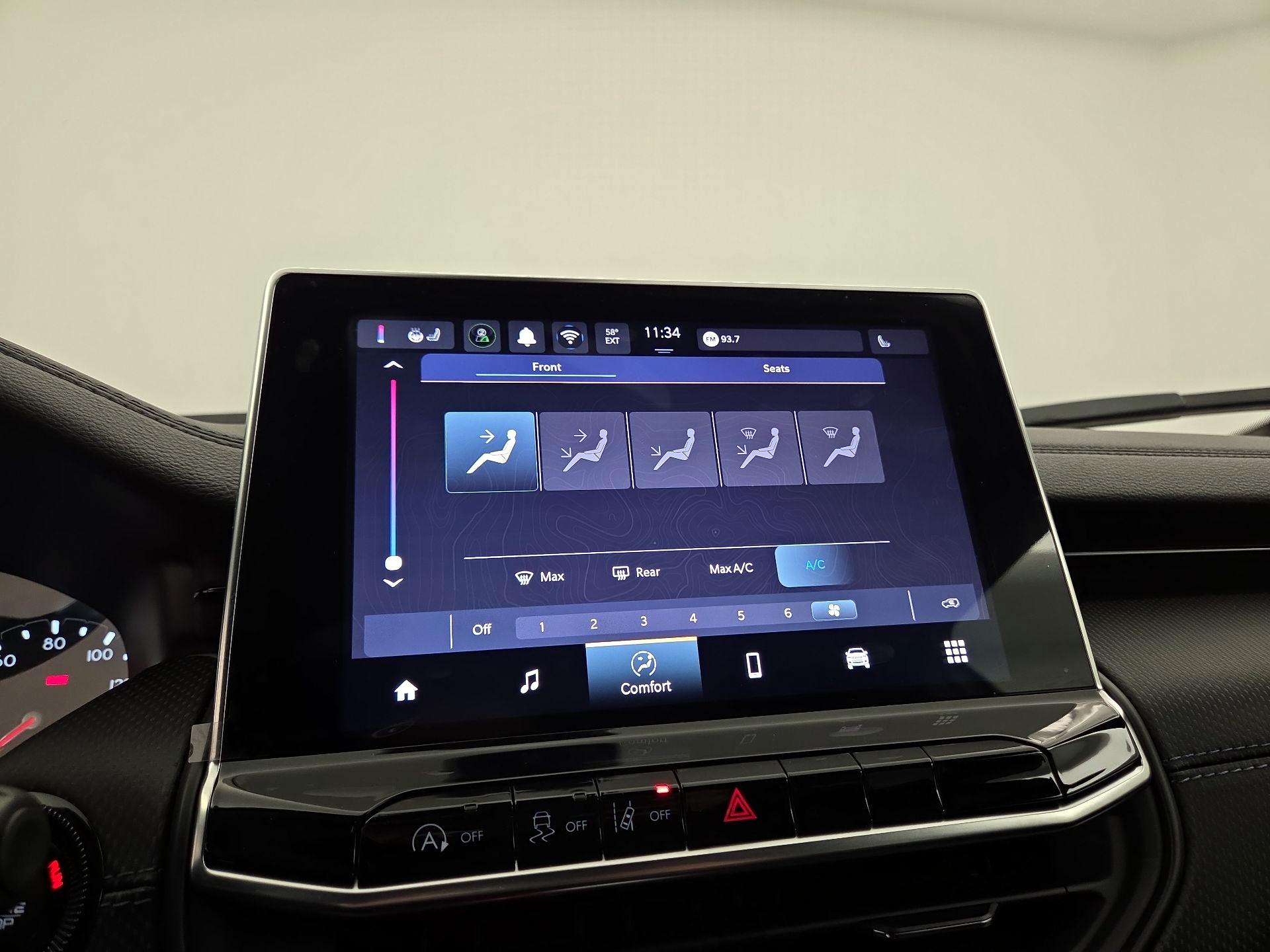 Thumbnail: 2025 Jeep Compass - 16