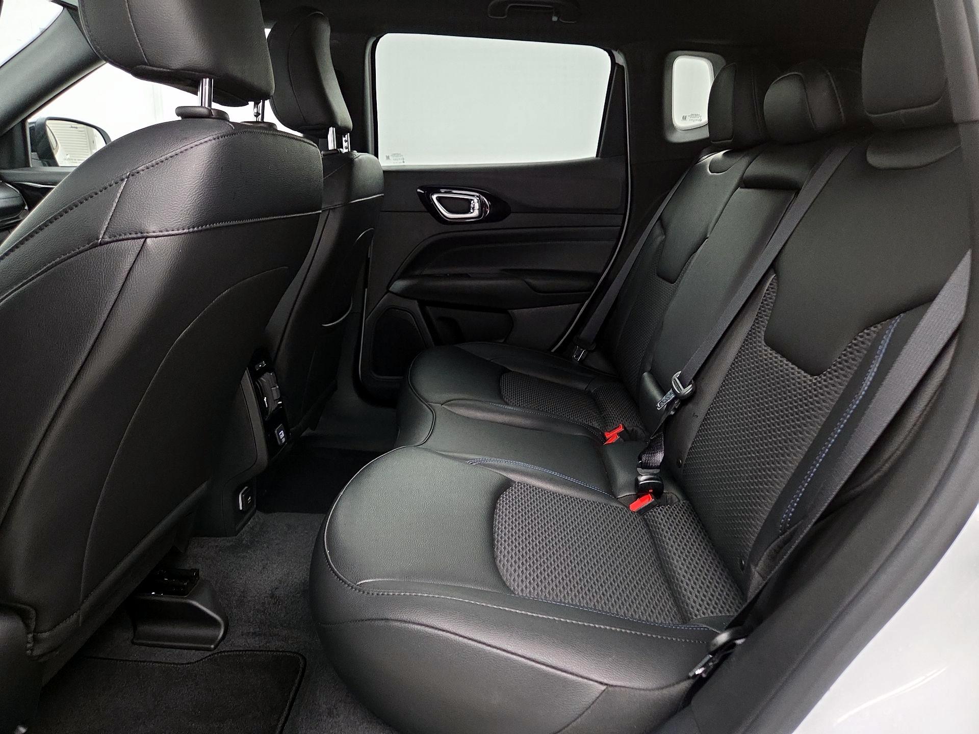 Thumbnail: 2025 Jeep Compass - 19