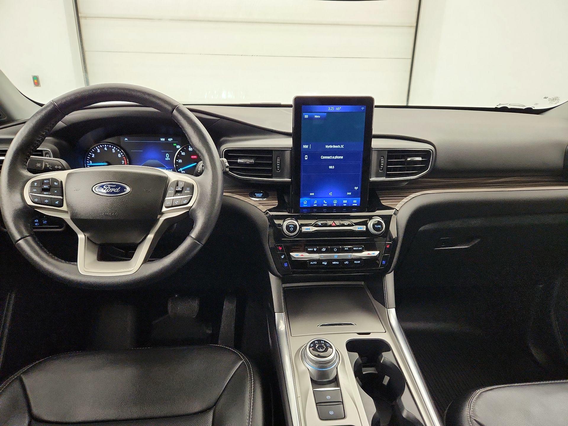 Thumbnail: 2023 Ford Explorer - 9